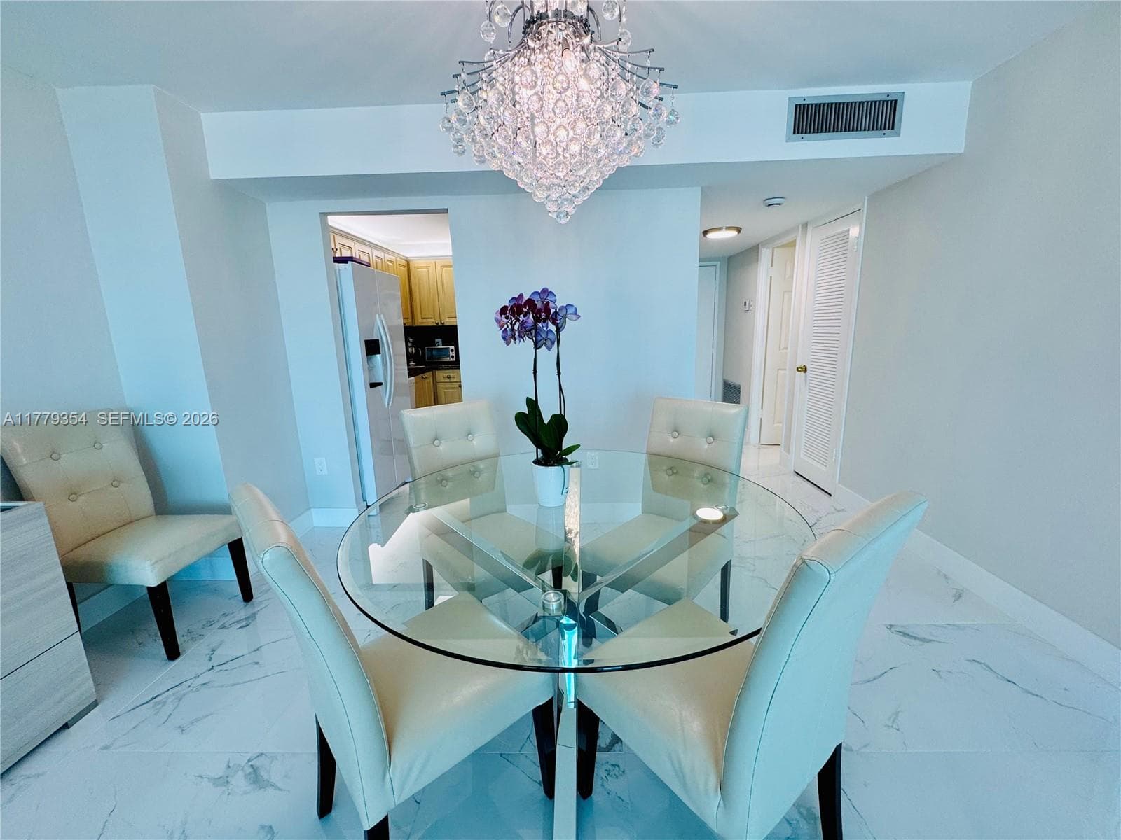 18071 Biscayne Blvd # 1503, Aventura FL 33160 — 2
