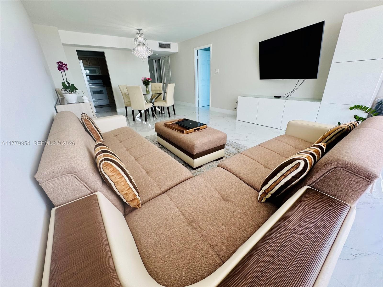 18071 Biscayne Blvd # 1503, Aventura FL 33160 — 4