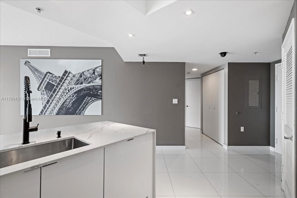 200 SUNNY ISLE BL # 1202, Sunny Isles Beach FL 33160 — 22