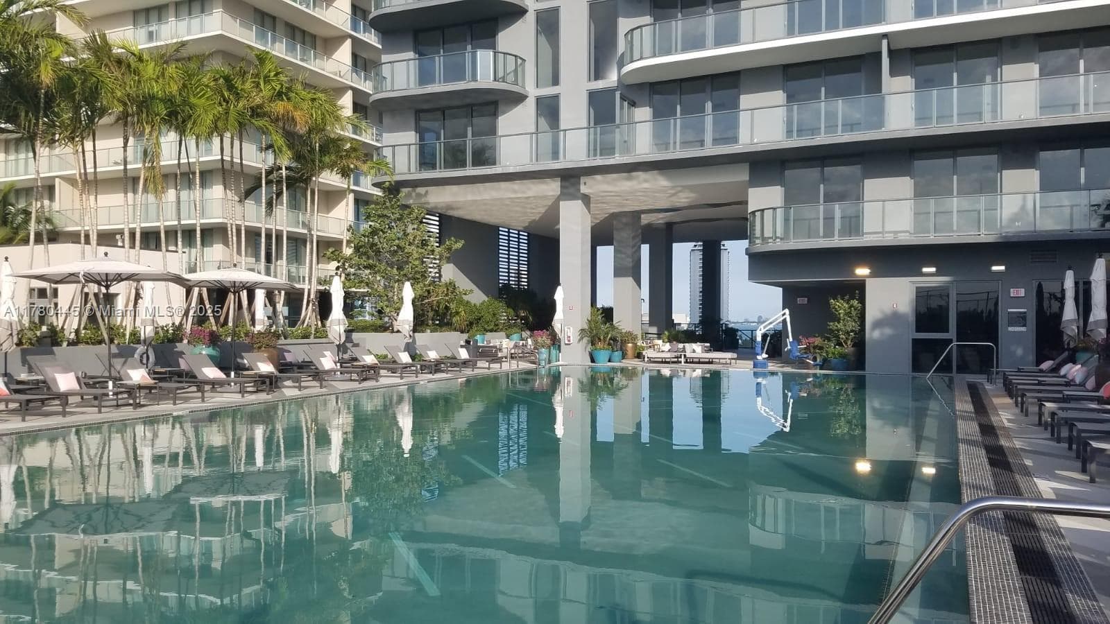 121 NE 34 ST # 2511, Miami FL 33137 — 27
