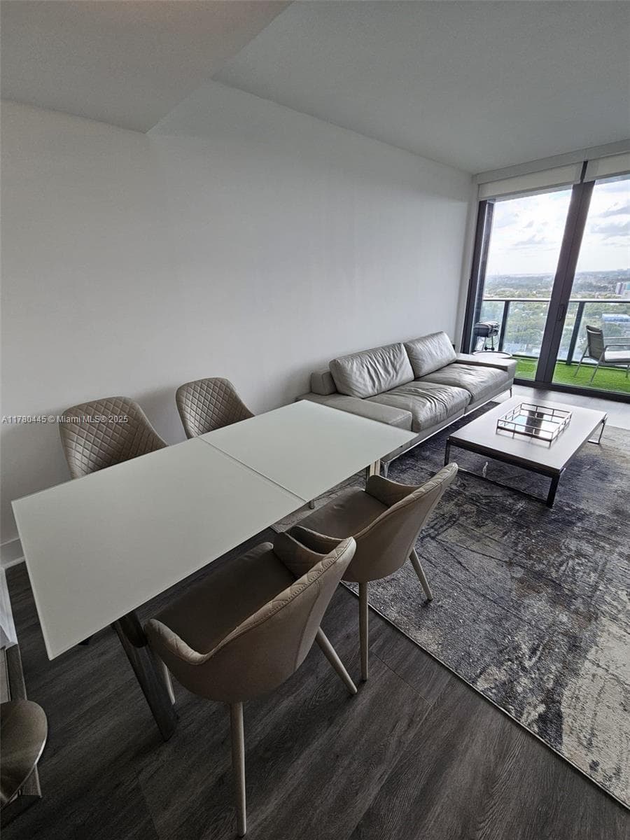 121 NE 34 ST # 2511, Miami FL 33137 — 16