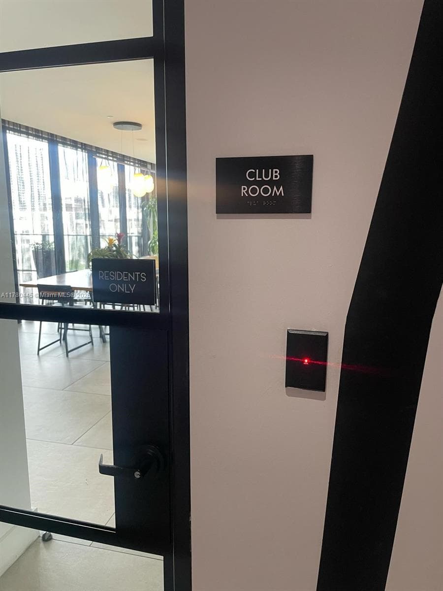 121 NE 34 ST # 2511, Miami FL 33137 — 37