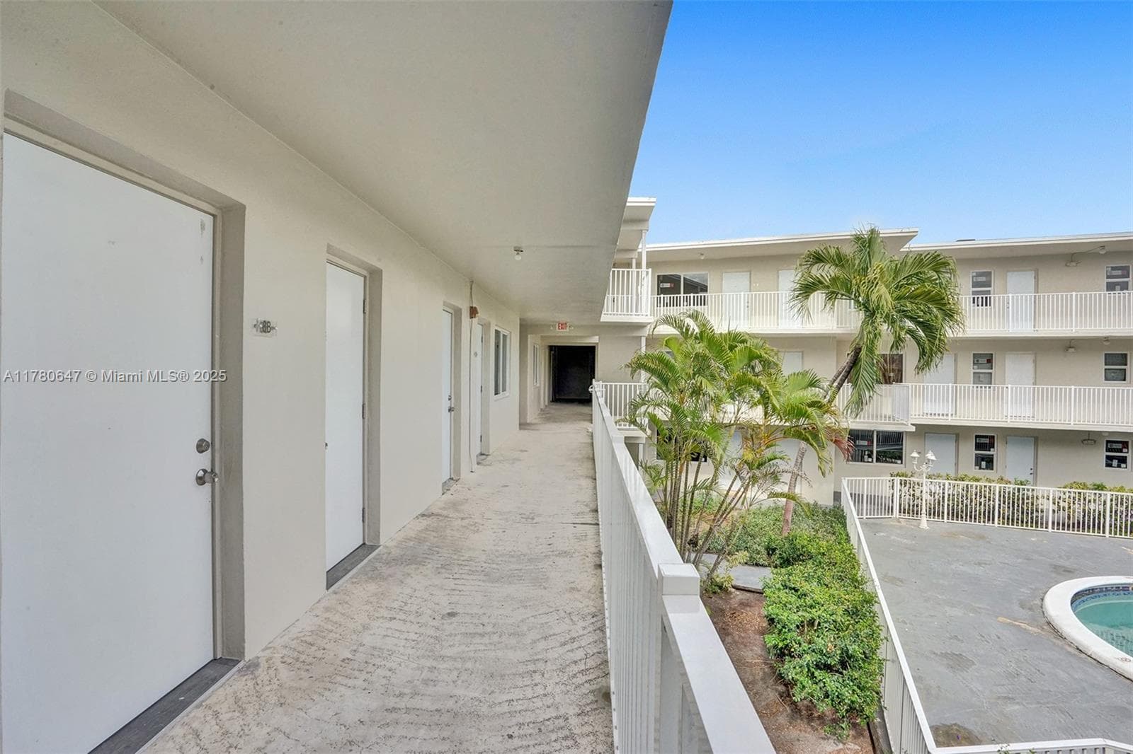 1895 Venice Park Dr # 16B, North Miami FL 33181 — 3