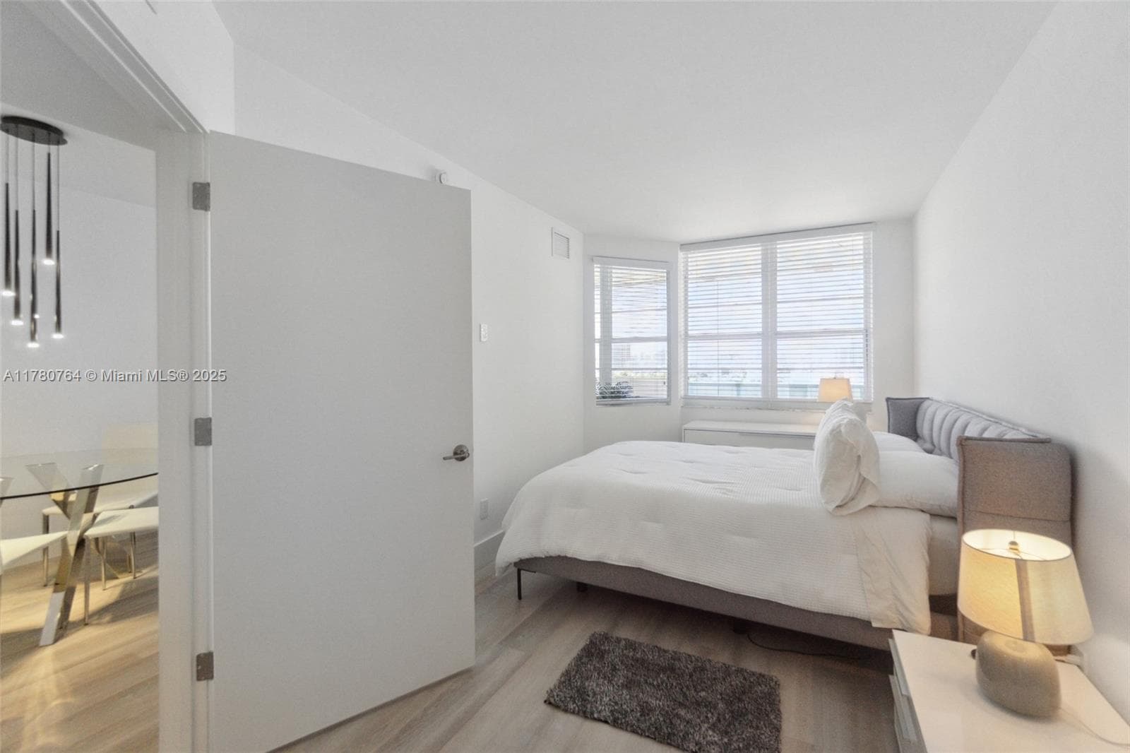 100 Lincoln Rd # 1218, Miami Beach FL 33139 — 12