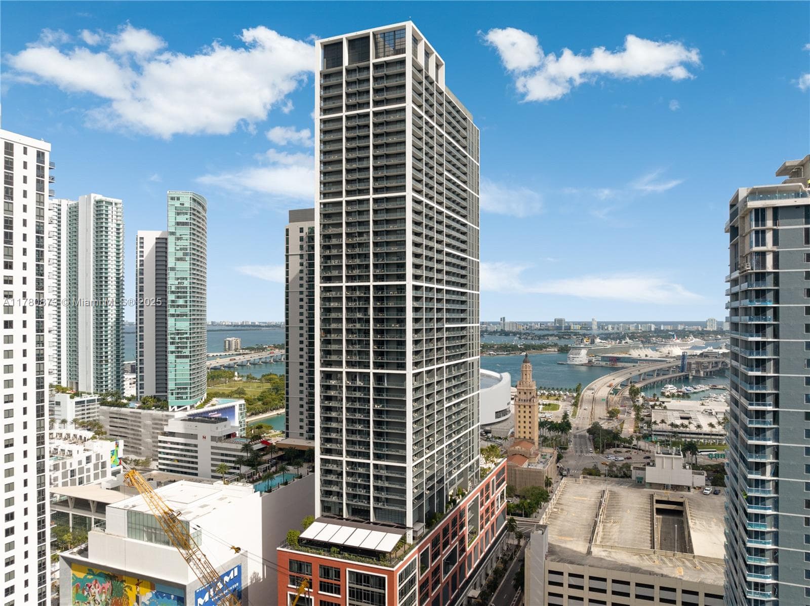 601 NE 1st Ave # 4212, Miami FL 33132 — 24
