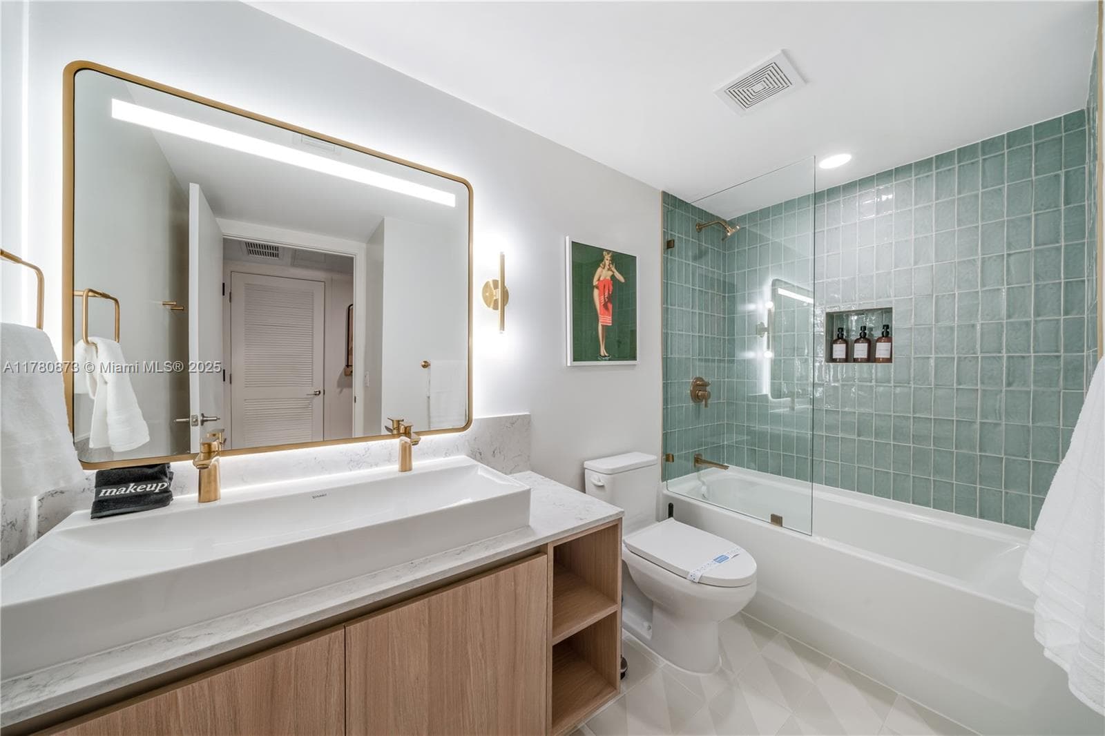 601 NE 1st Ave # 4212, Miami FL 33132 — 14