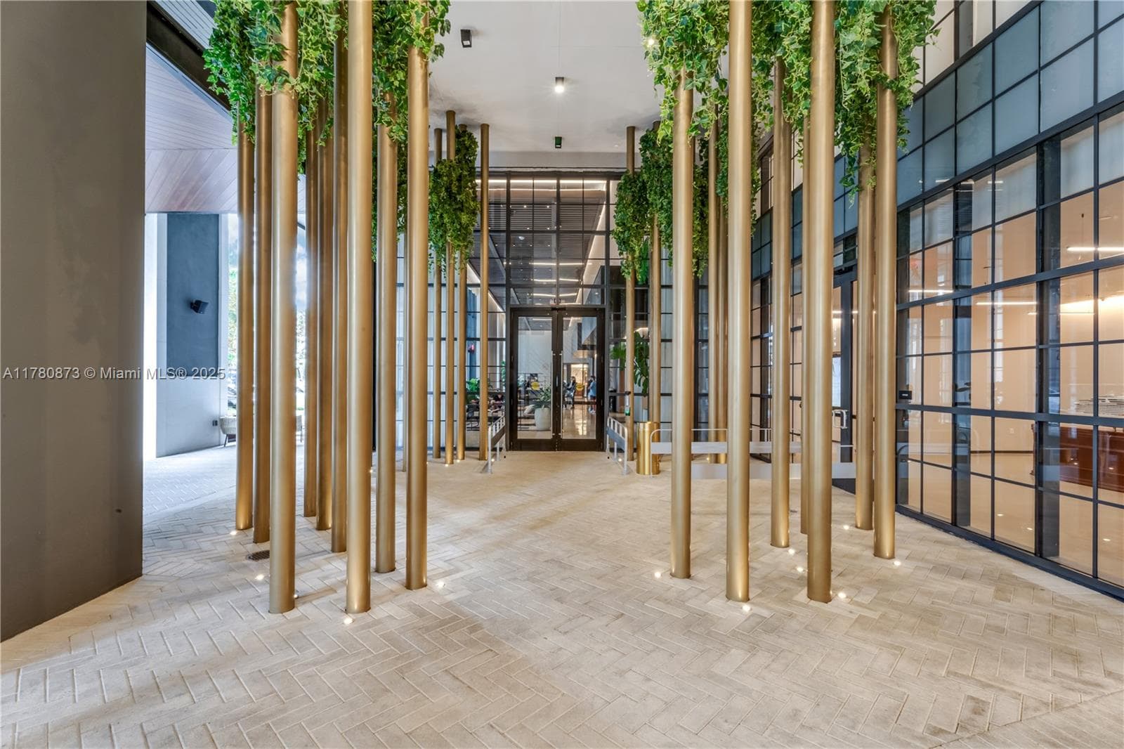 601 NE 1st Ave # 4212, Miami FL 33132 — 19