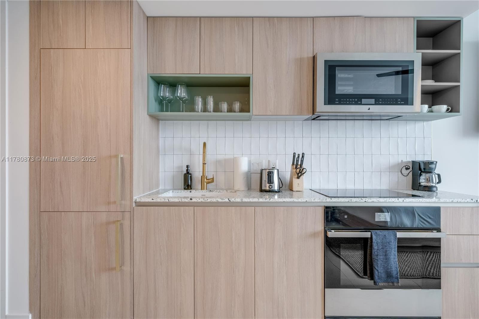 601 NE 1st Ave # 4212, Miami FL 33132 — 4