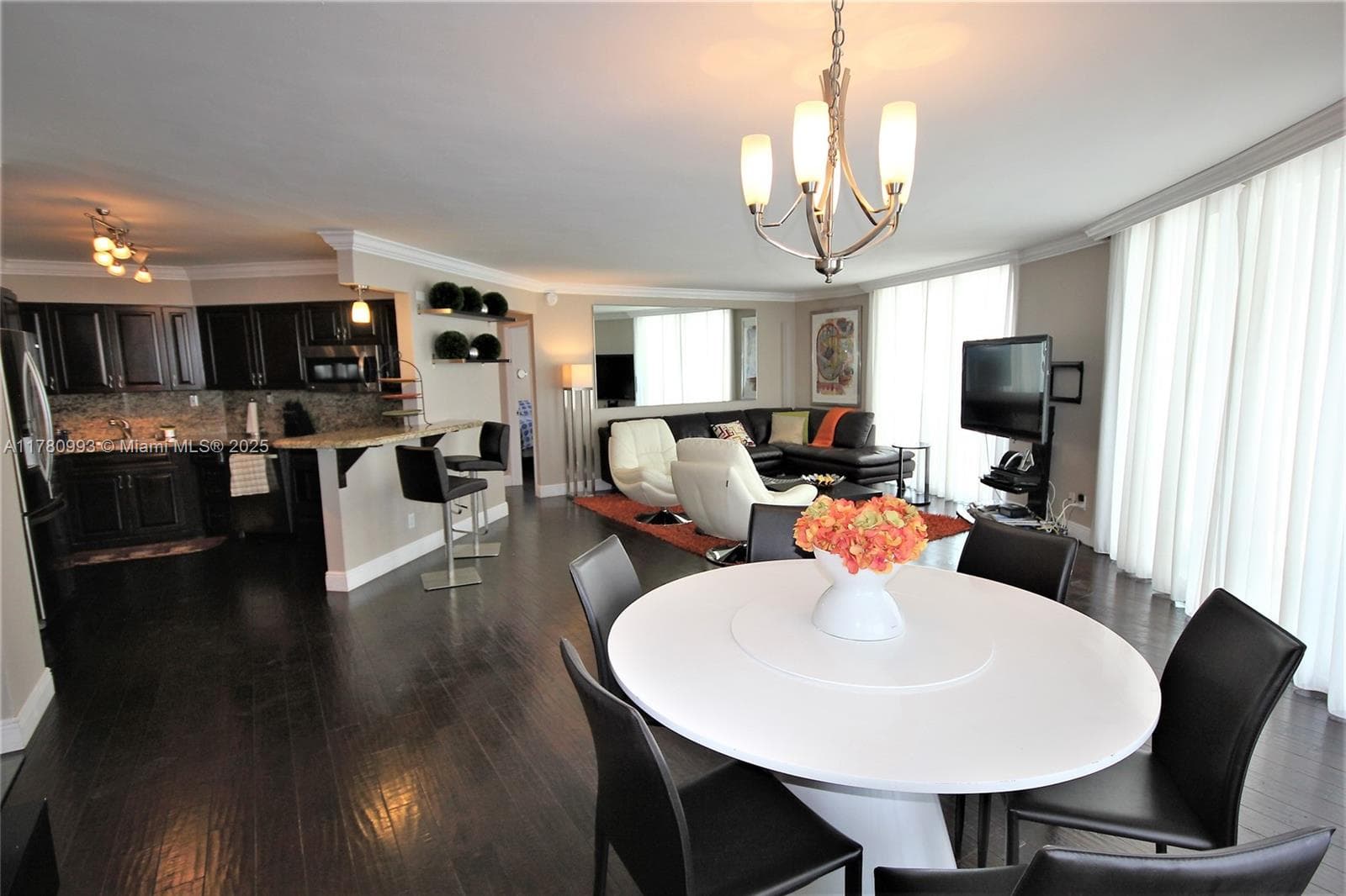 5151 COLLINS AV # 924, Miami Beach FL 33140 — 2