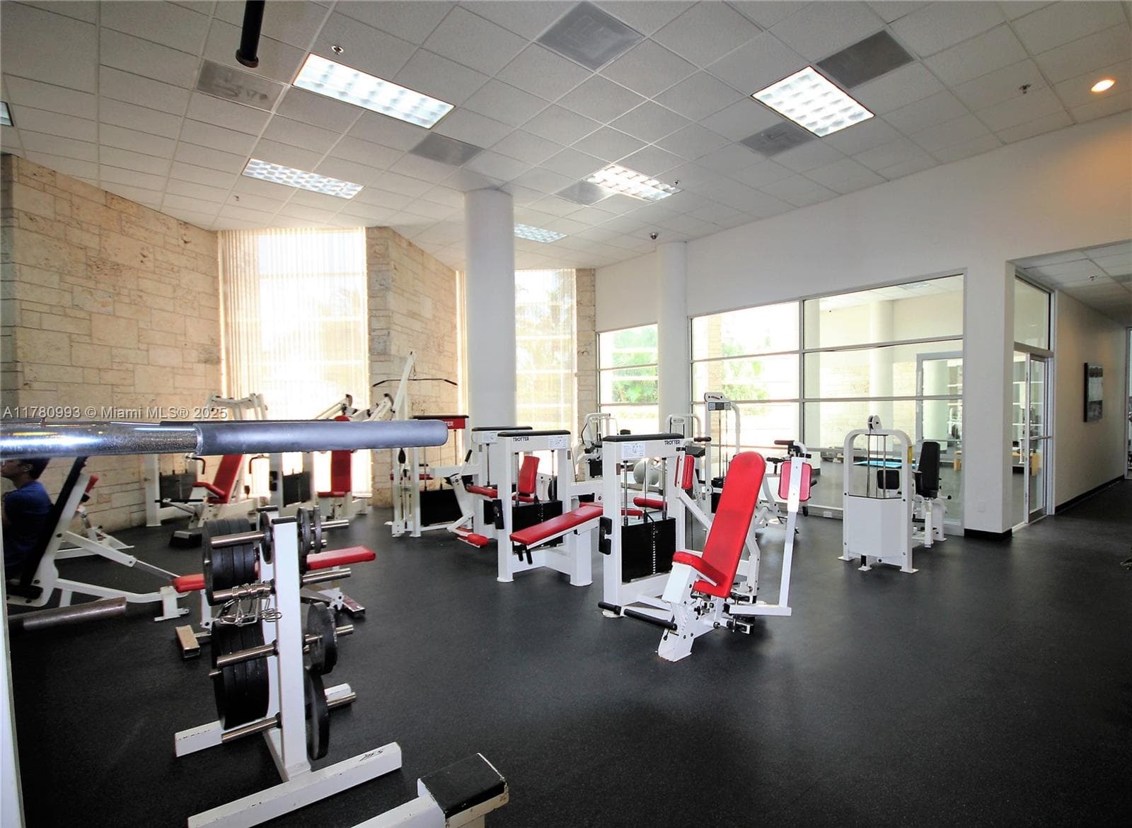 5151 COLLINS AV # 924, Miami Beach FL 33140 — 48