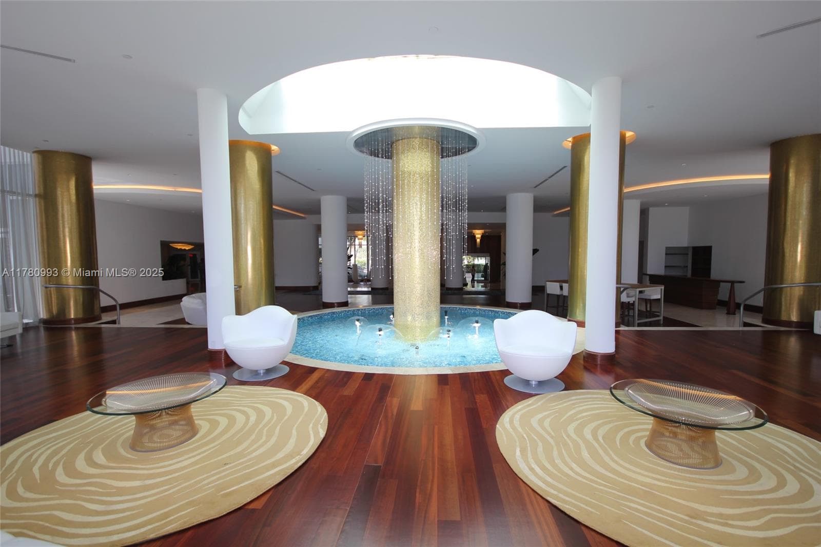 5151 COLLINS AV # 924, Miami Beach FL 33140 — 19