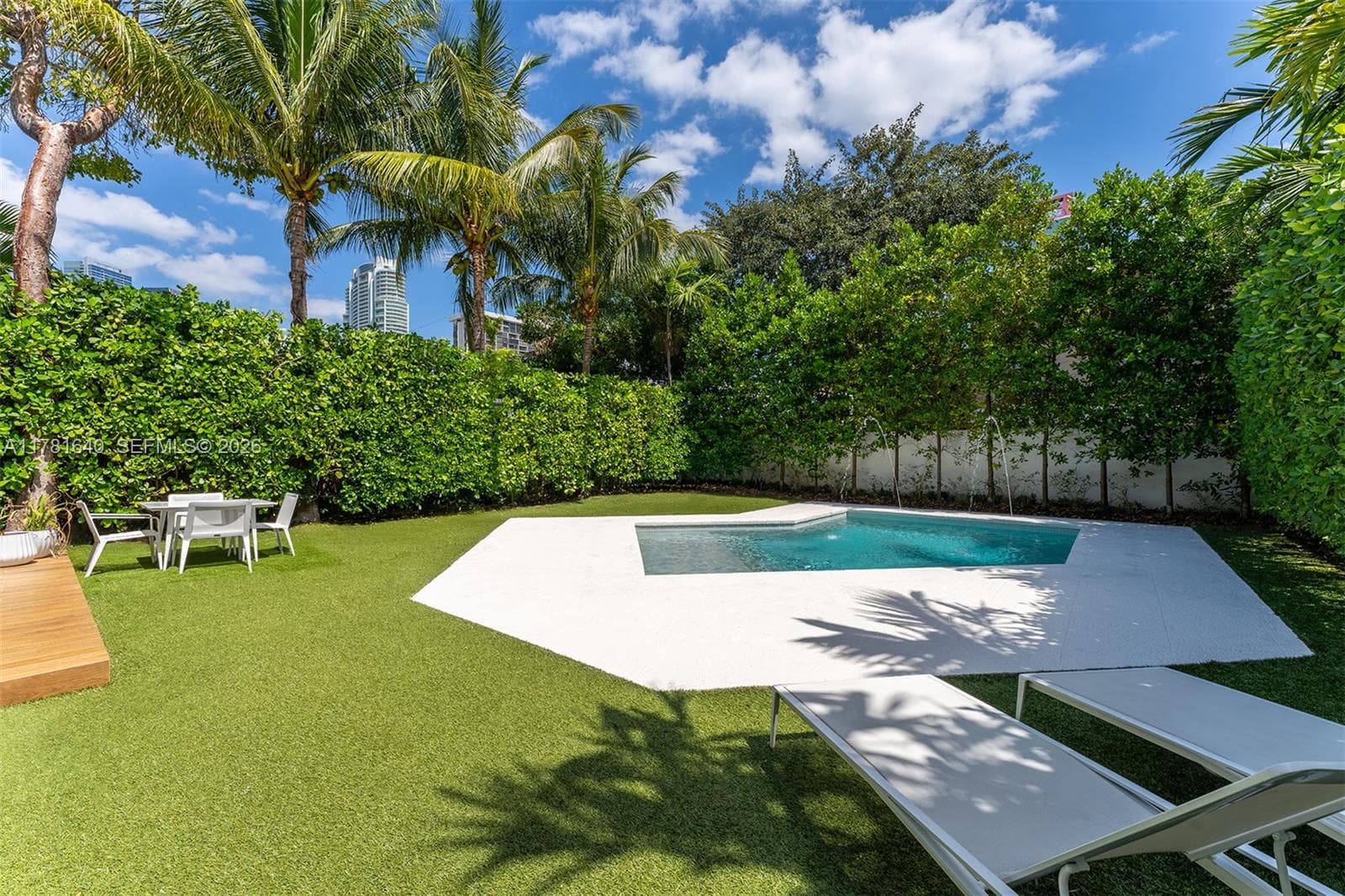 2031 S Miami Ave, Miami FL 33129 — 27