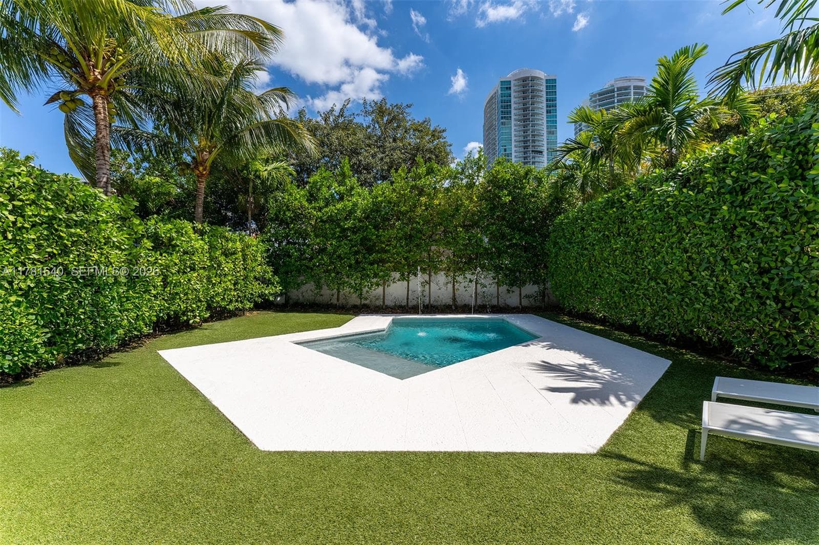 2031 S Miami Ave, Miami FL 33129 — 26