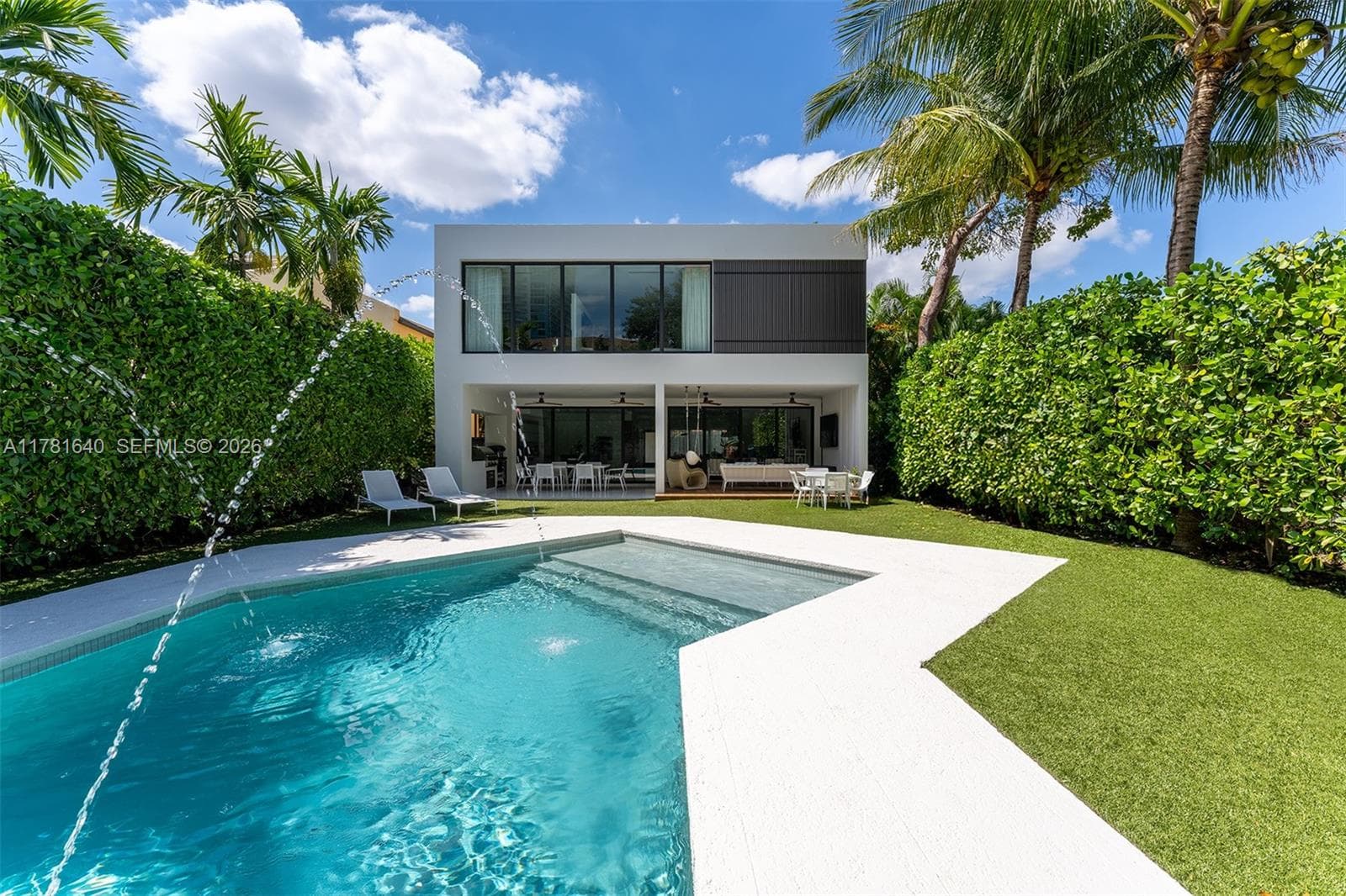 2031 S Miami Ave, Miami FL 33129 — 29