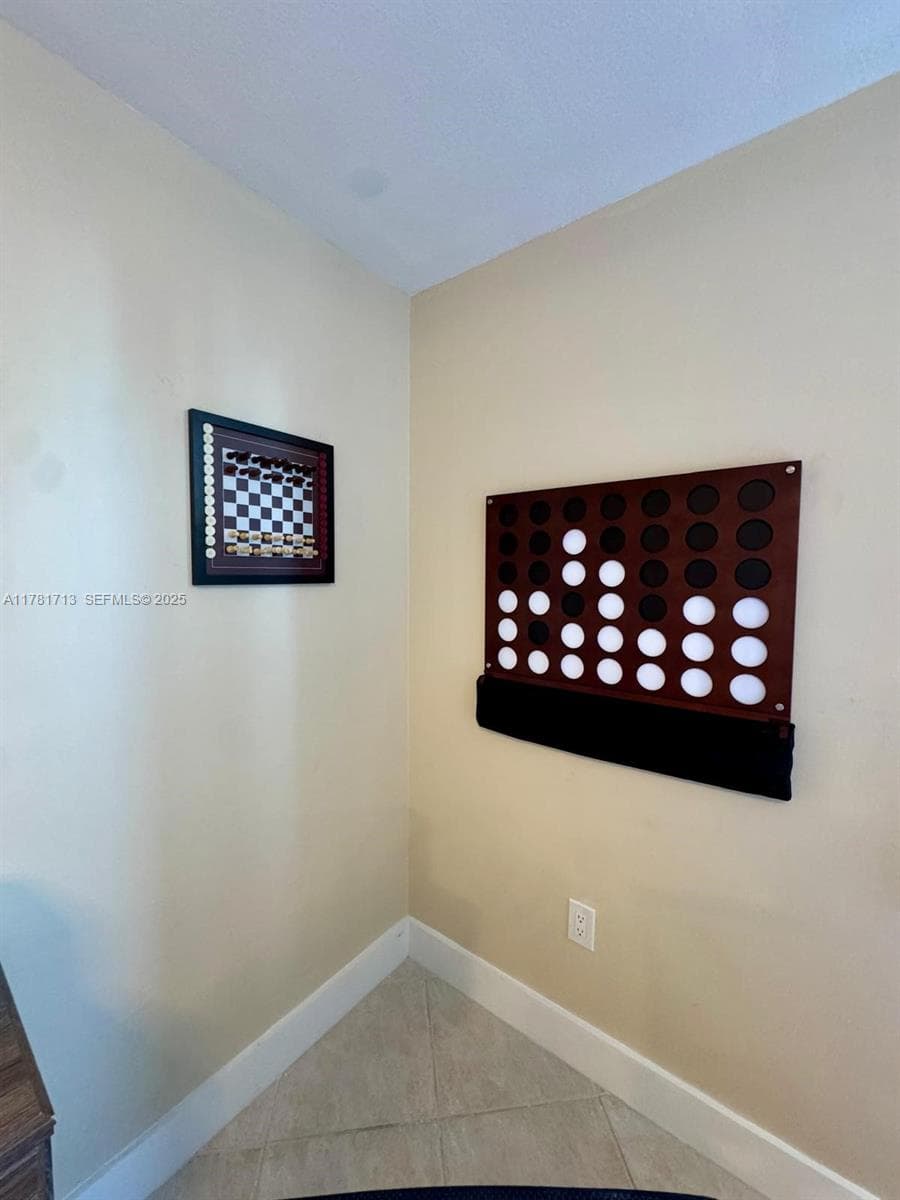 19501 E Country Club Dr # 9503, Aventura FL 33180 — 24