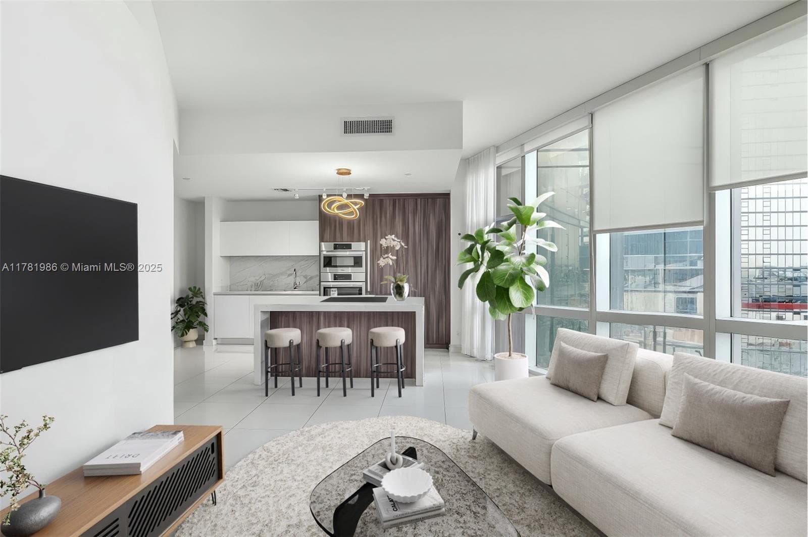 851 NE 1st Ave # 1102, Miami FL 33132 — 1