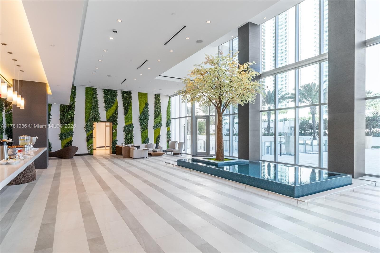 851 NE 1st Ave # 1102, Miami FL 33132 — 18