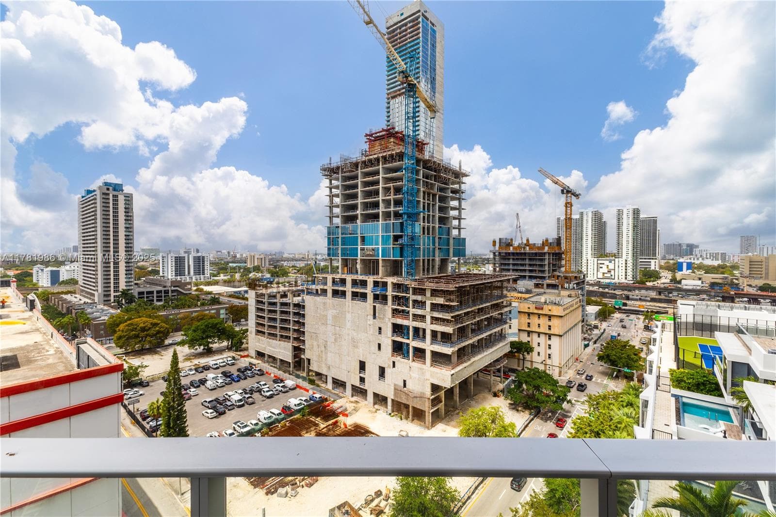 851 NE 1st Ave # 1102, Miami FL 33132 — 11
