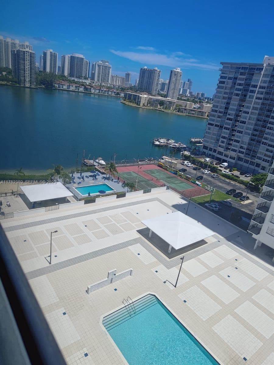 2750 NE 183rd St # 2607, Aventura FL 33160 — 39
