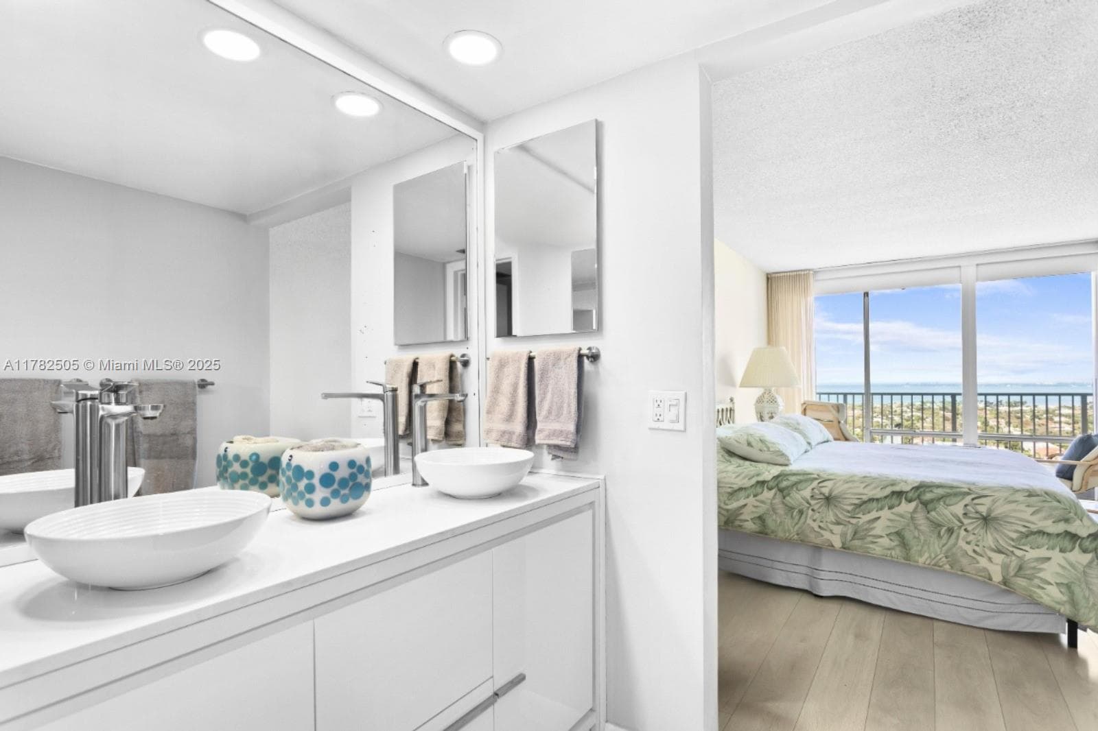 881 Ocean Dr # 24C, Key Biscayne FL 33149 — 16