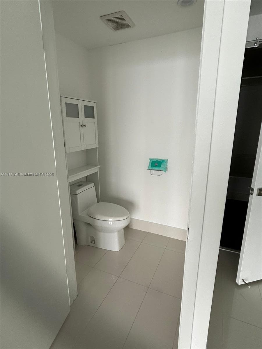 Paraiso Bay Condo, Miami, FL — 4
