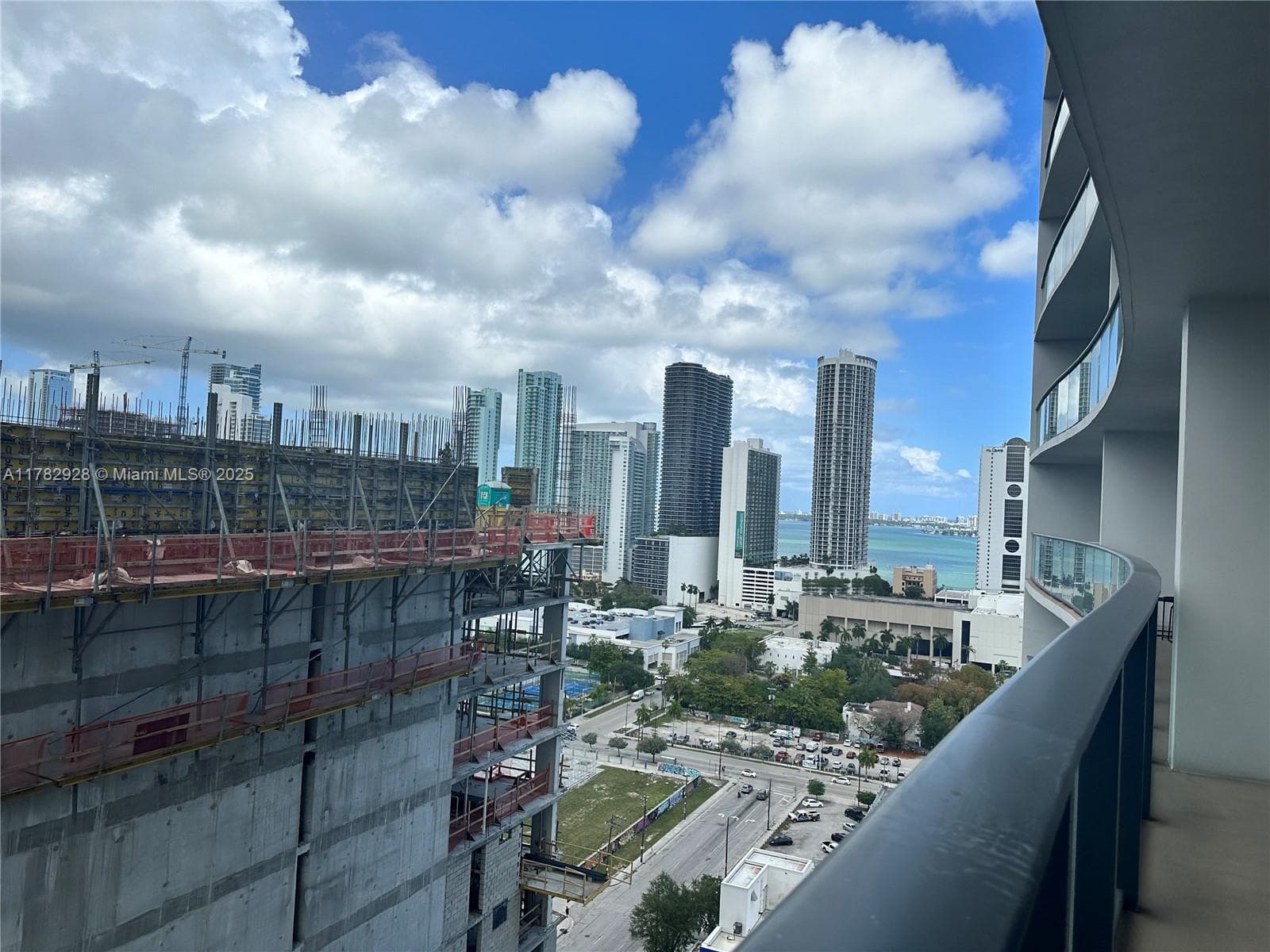 1600 NE 1st Ave # 2017, Miami FL 33132 — 15