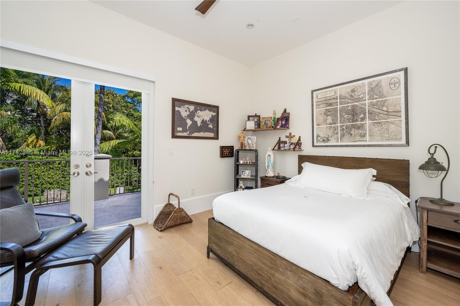31 Island Dr, Key Biscayne FL 33149 — 16