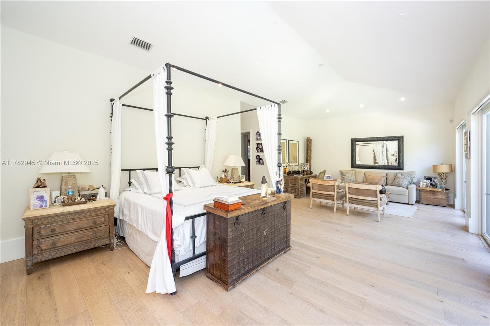 31 Island Dr, Key Biscayne FL 33149 — 20