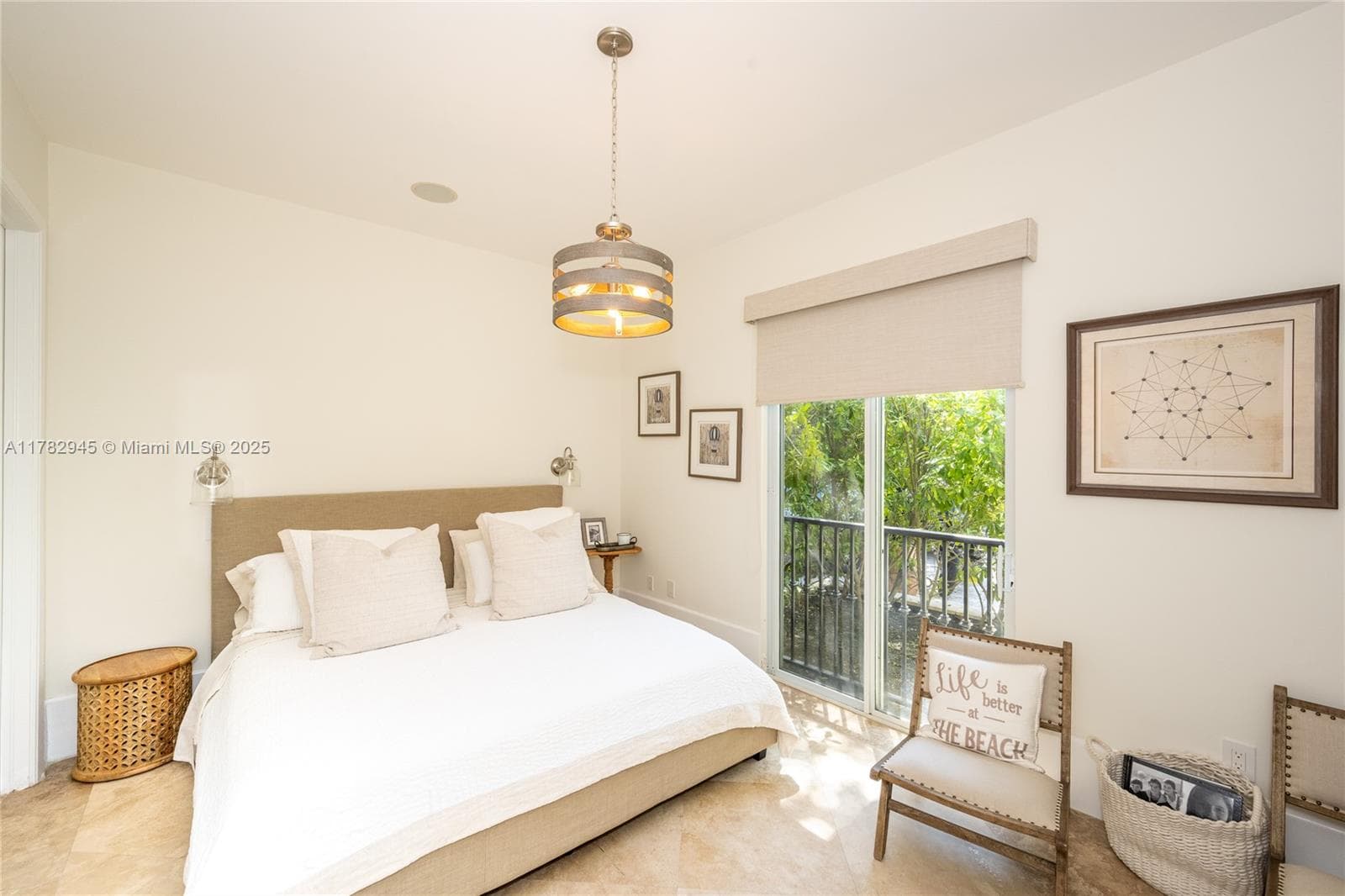 31 Island Dr, Key Biscayne FL 33149 — 24