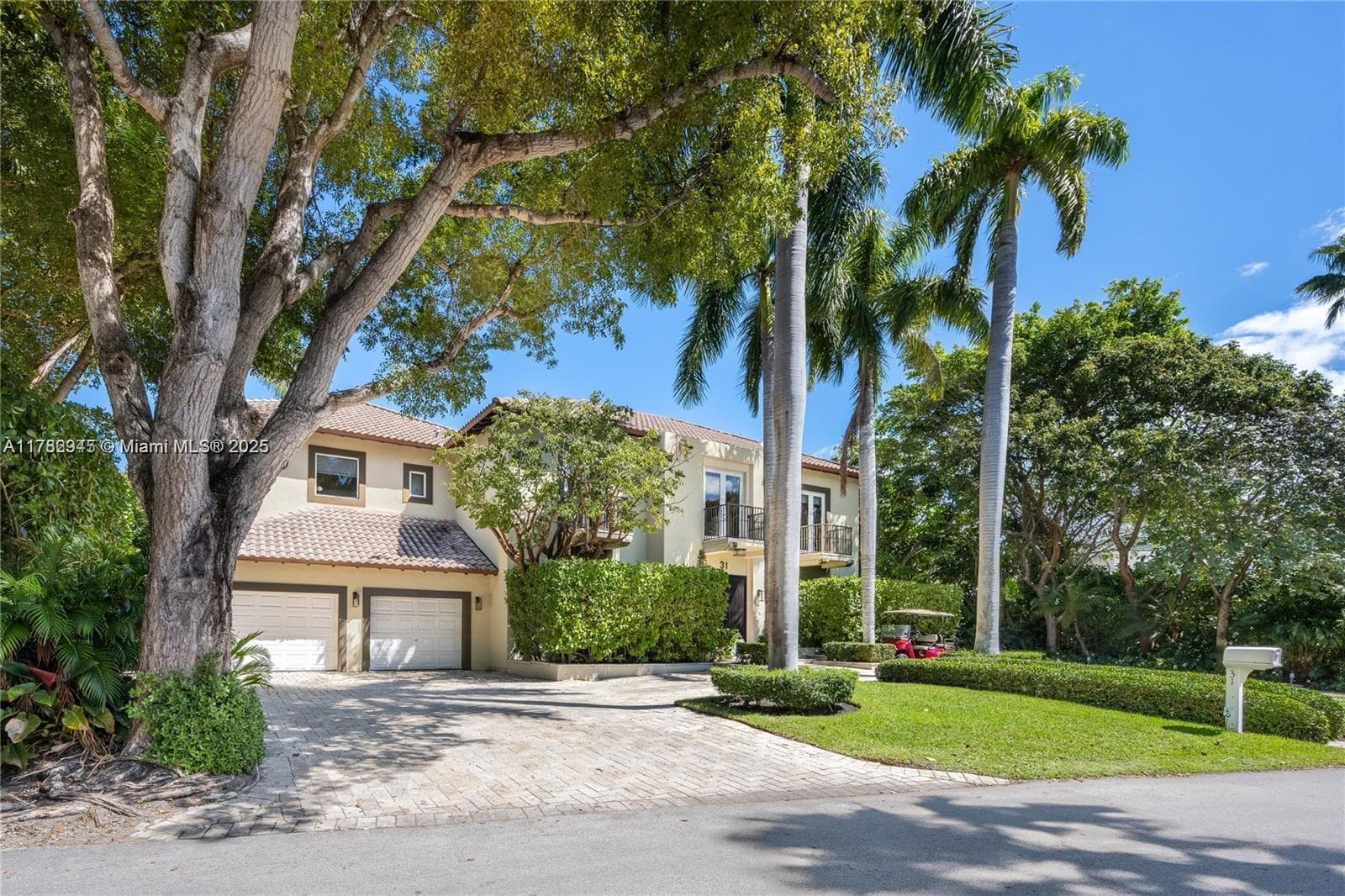 31 Island Dr, Key Biscayne FL 33149 — 4