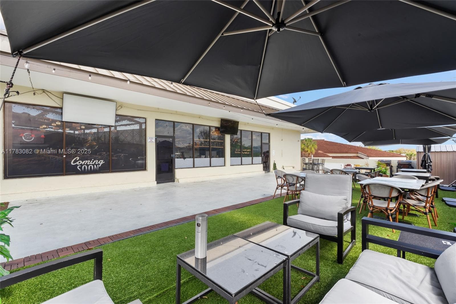 10648 FOUNTAINBLEAU  BLVD, Miami FL 33172 — 19