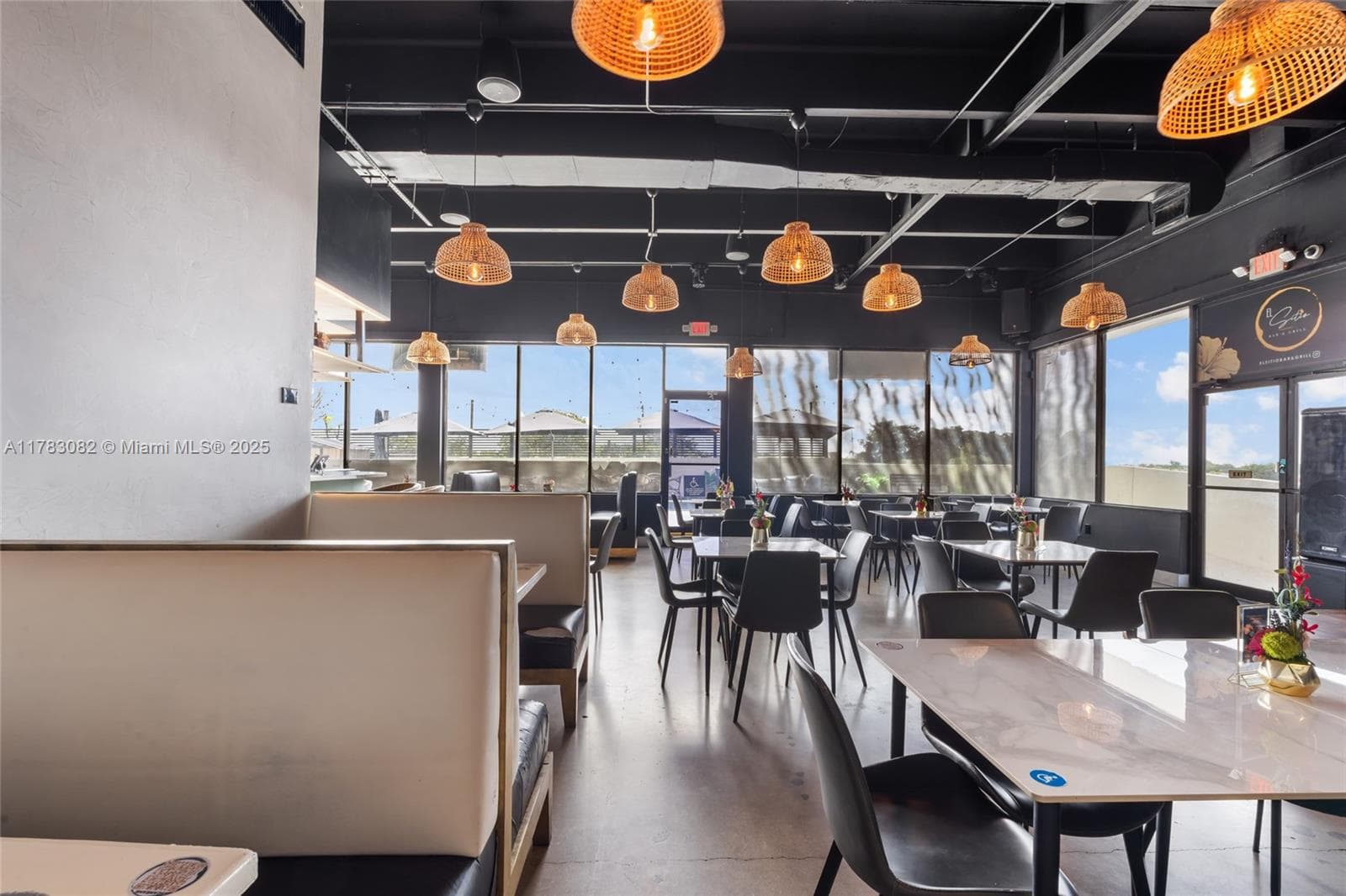 10648 FOUNTAINBLEAU  BLVD, Miami FL 33172 — 35