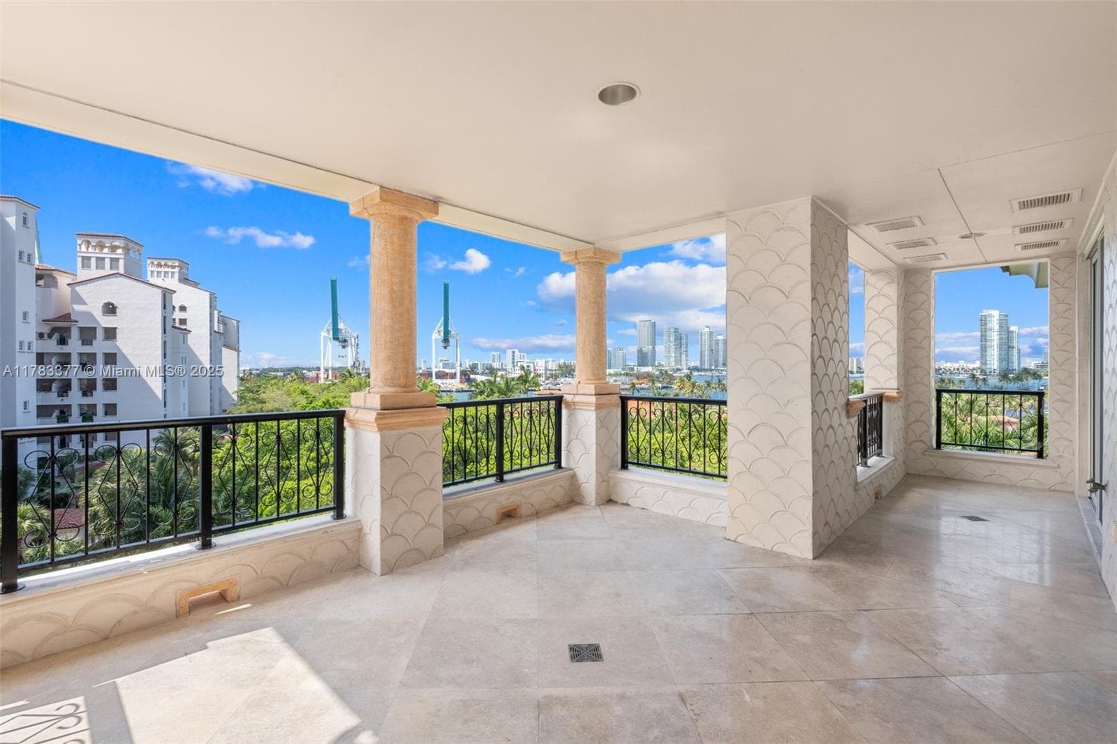 5100 Bayview At Fisher Is, Fisher Island, FL — 28