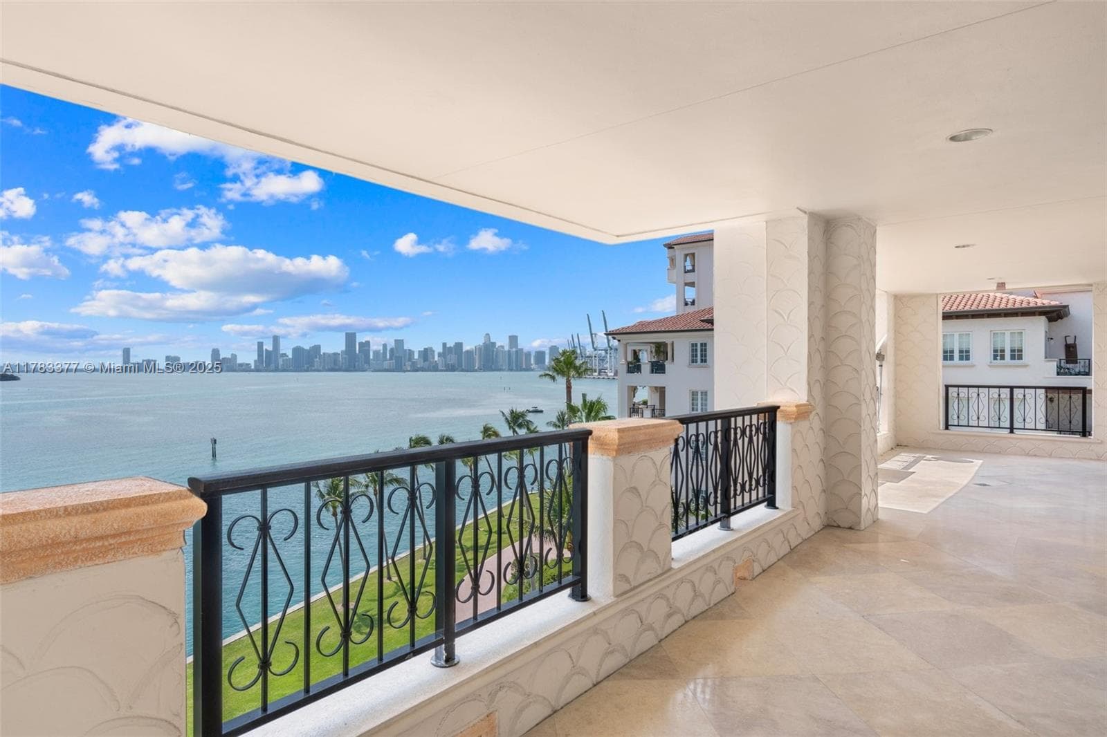 5100 Bayview At Fisher Is, Fisher Island, FL — 33