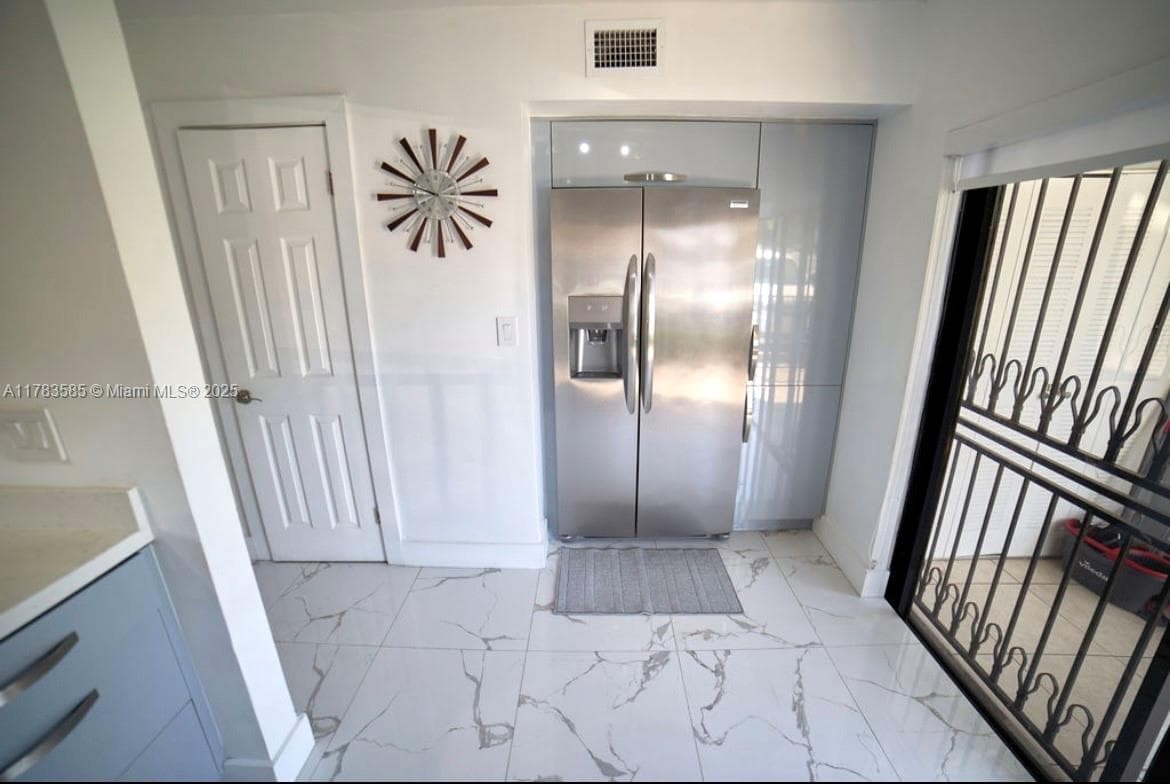 1380 W 41st St # 101, Hialeah FL 33012 — 12