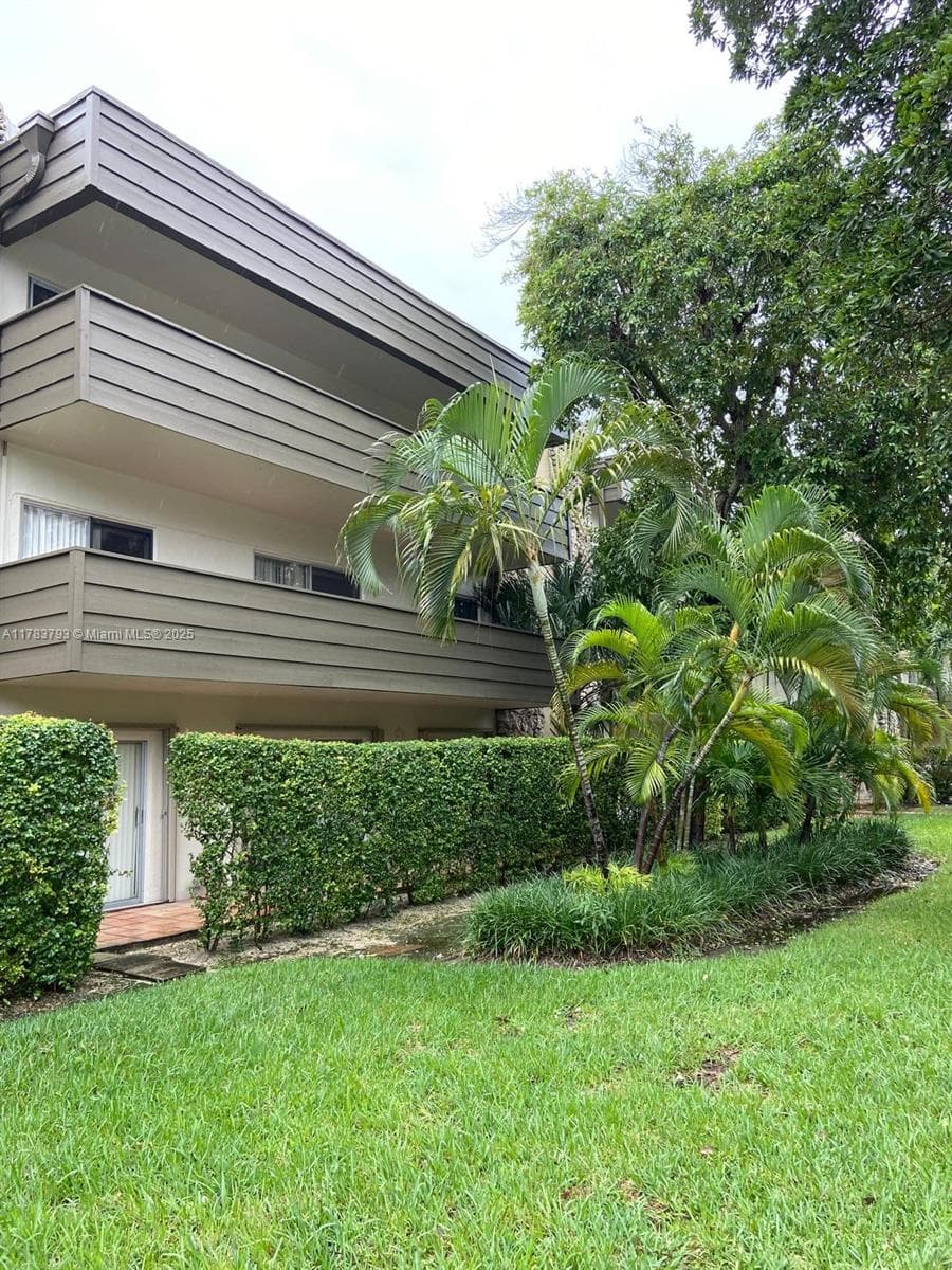 8335 SW 72nd Ave # 202D, Miami FL 33143 — 23