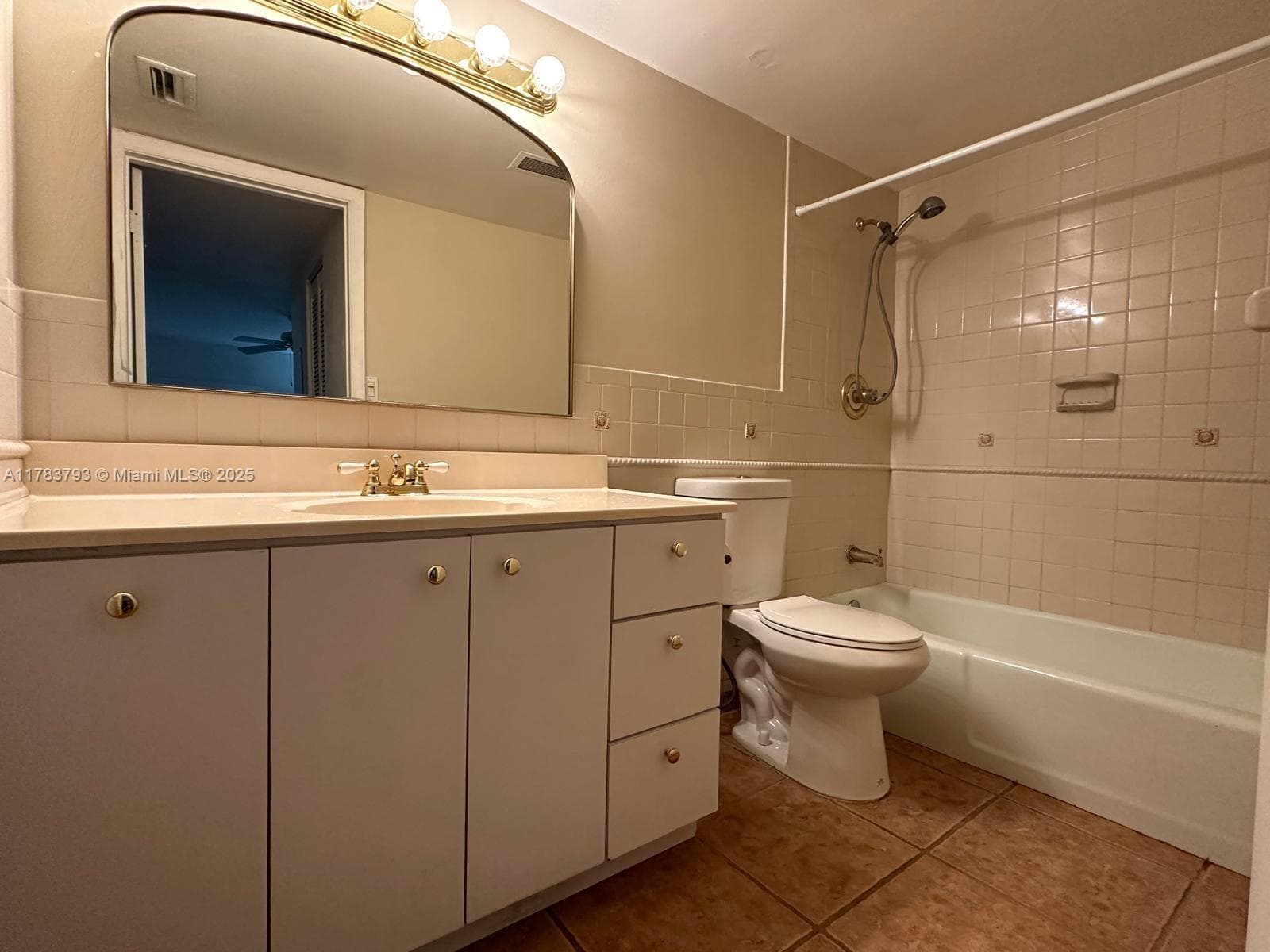 8335 SW 72nd Ave # 202D, Miami FL 33143 — 18
