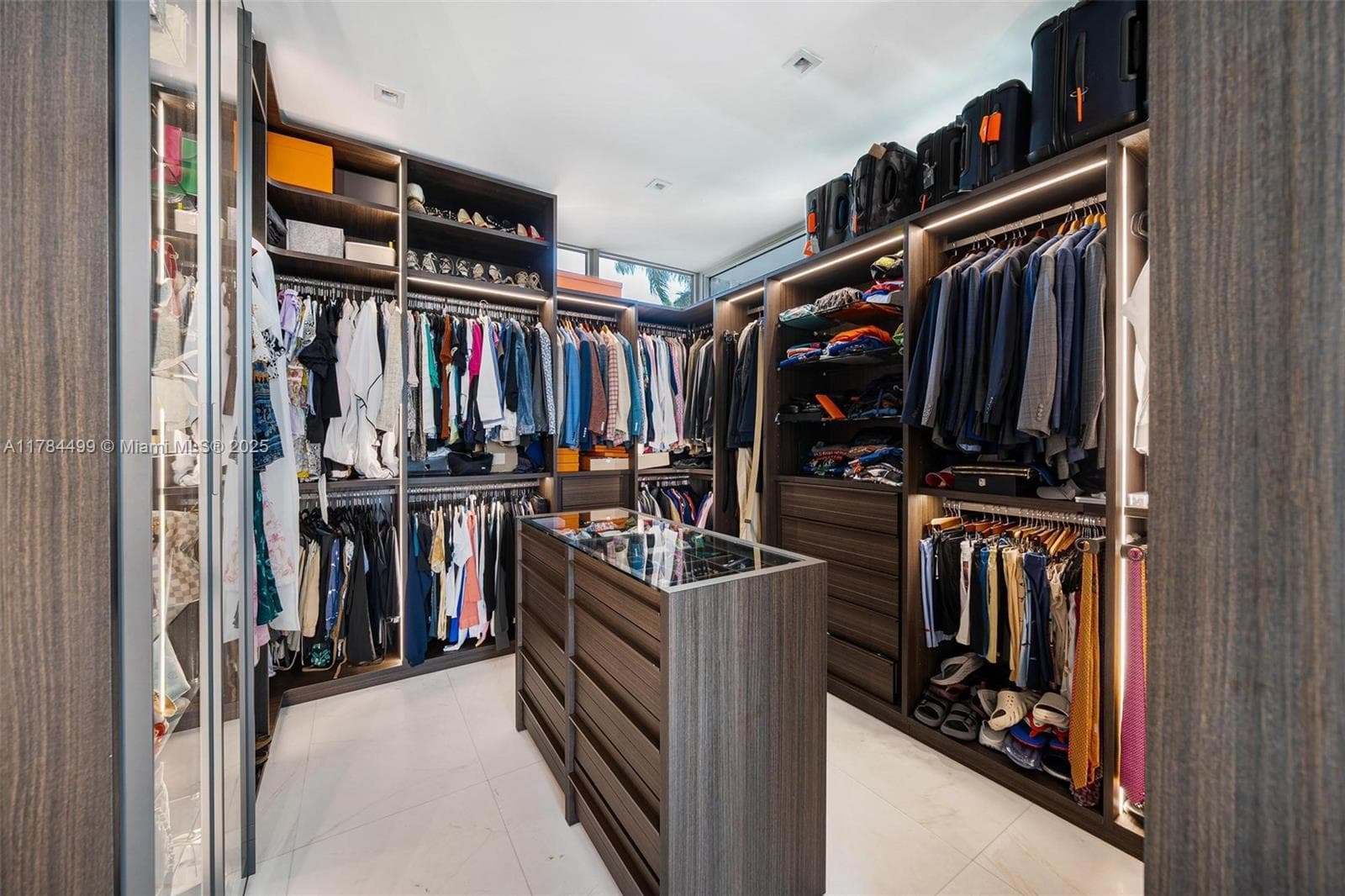 830 Lugo Ave, Coral Gables FL 33156 — 32