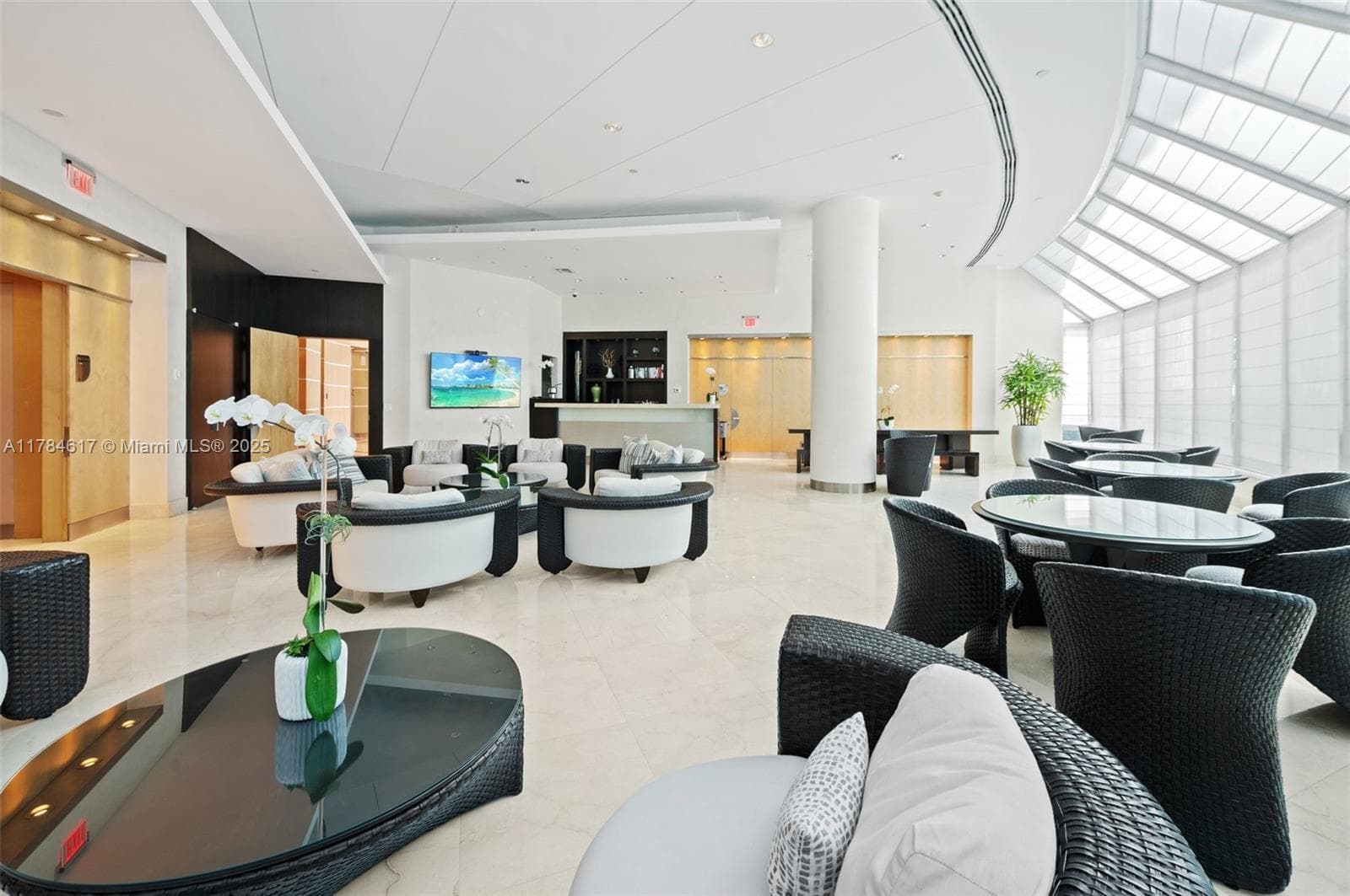 2127 Brickell Ave # 2104, Miami FL 33129 — 30