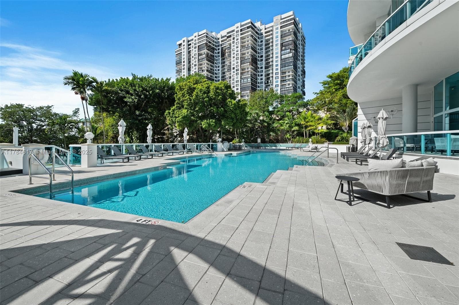 2127 Brickell Ave # 2104, Miami FL 33129 — 33