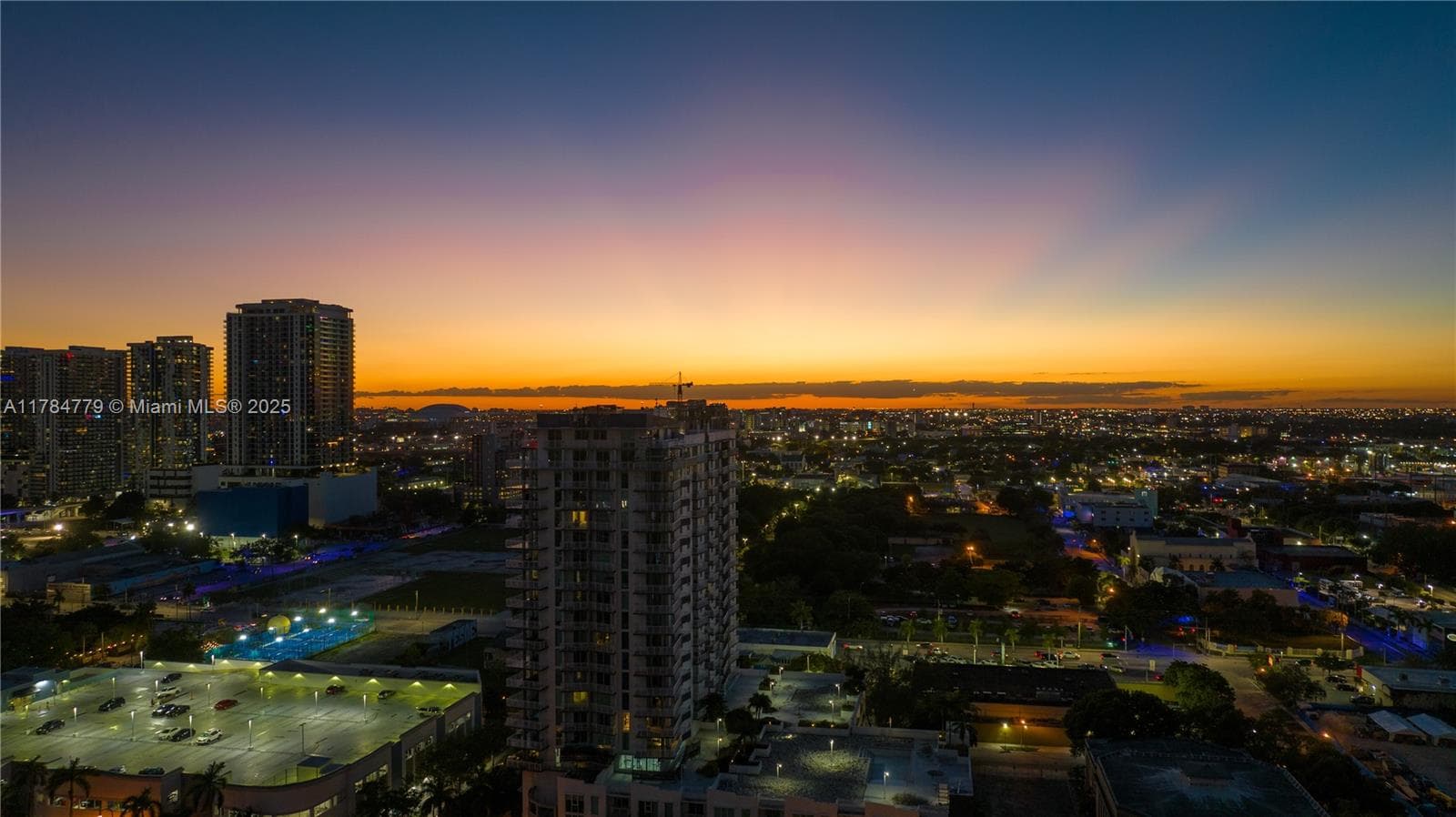 1837 NE 4th Ave # 1904, Miami FL 33132 — 17