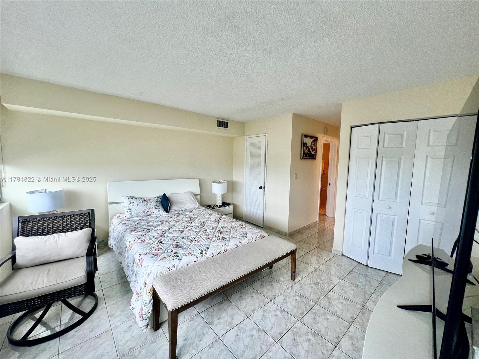 7135 Collins Ave # 621, Miami Beach FL 33141 — 27