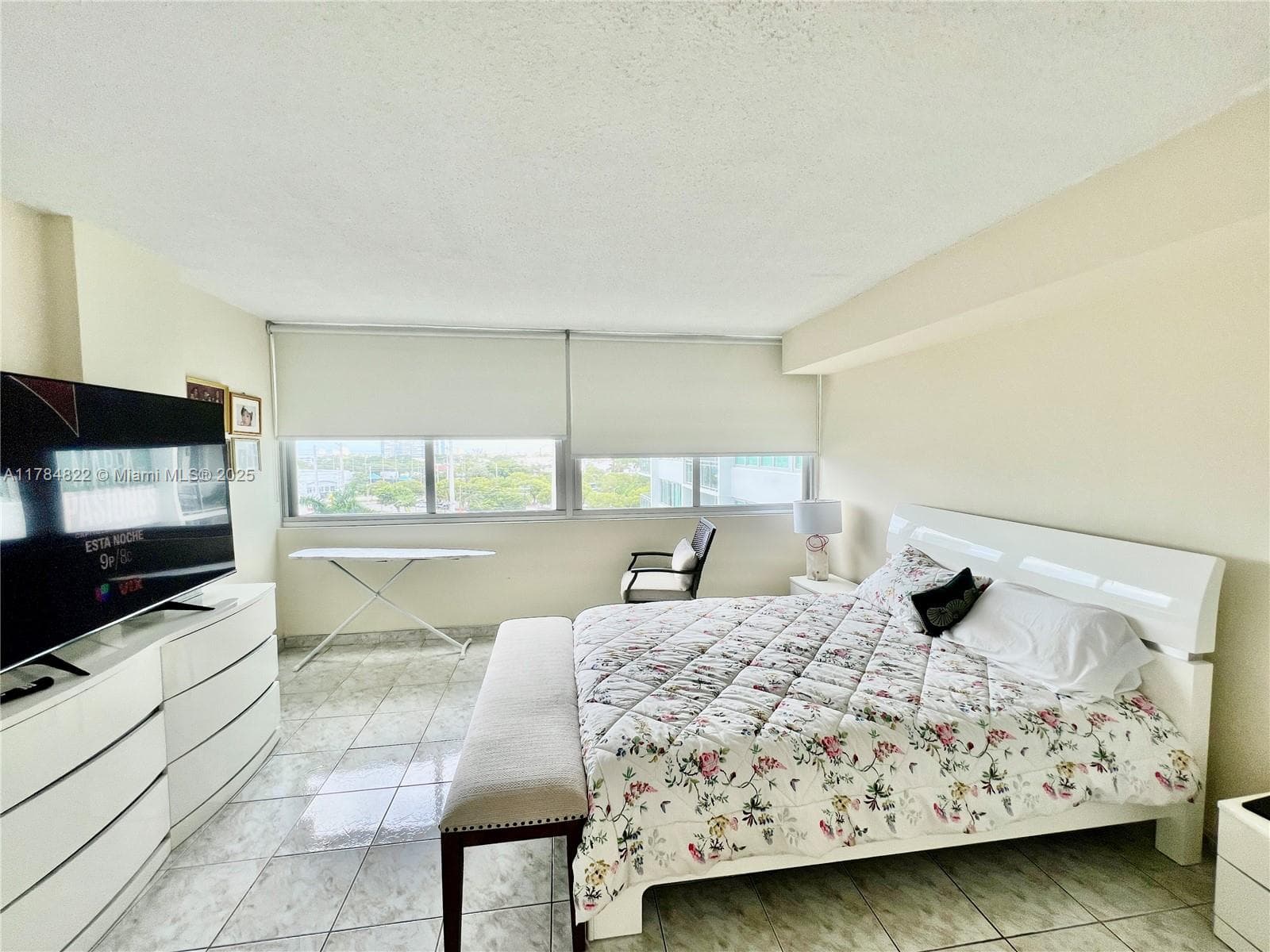 7135 Collins Ave # 621, Miami Beach FL 33141 — 26