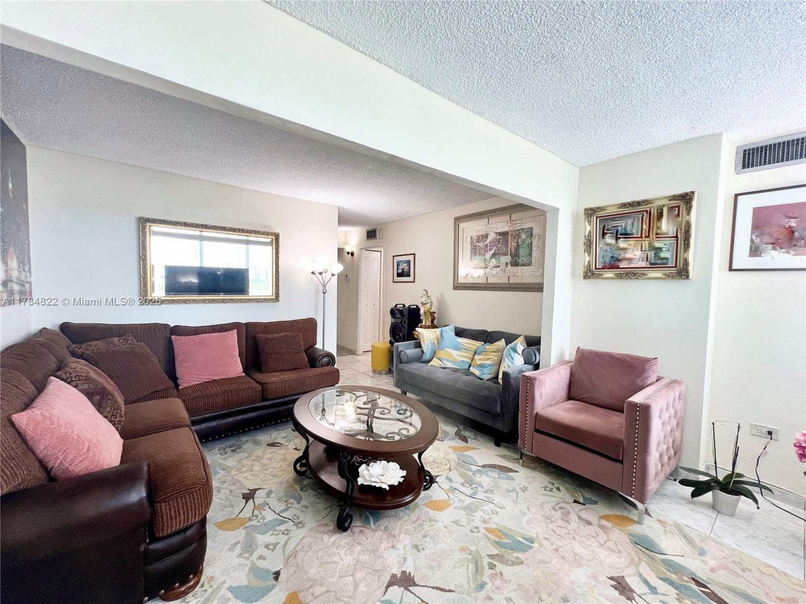 7135 Collins Ave # 621, Miami Beach FL 33141 — 18