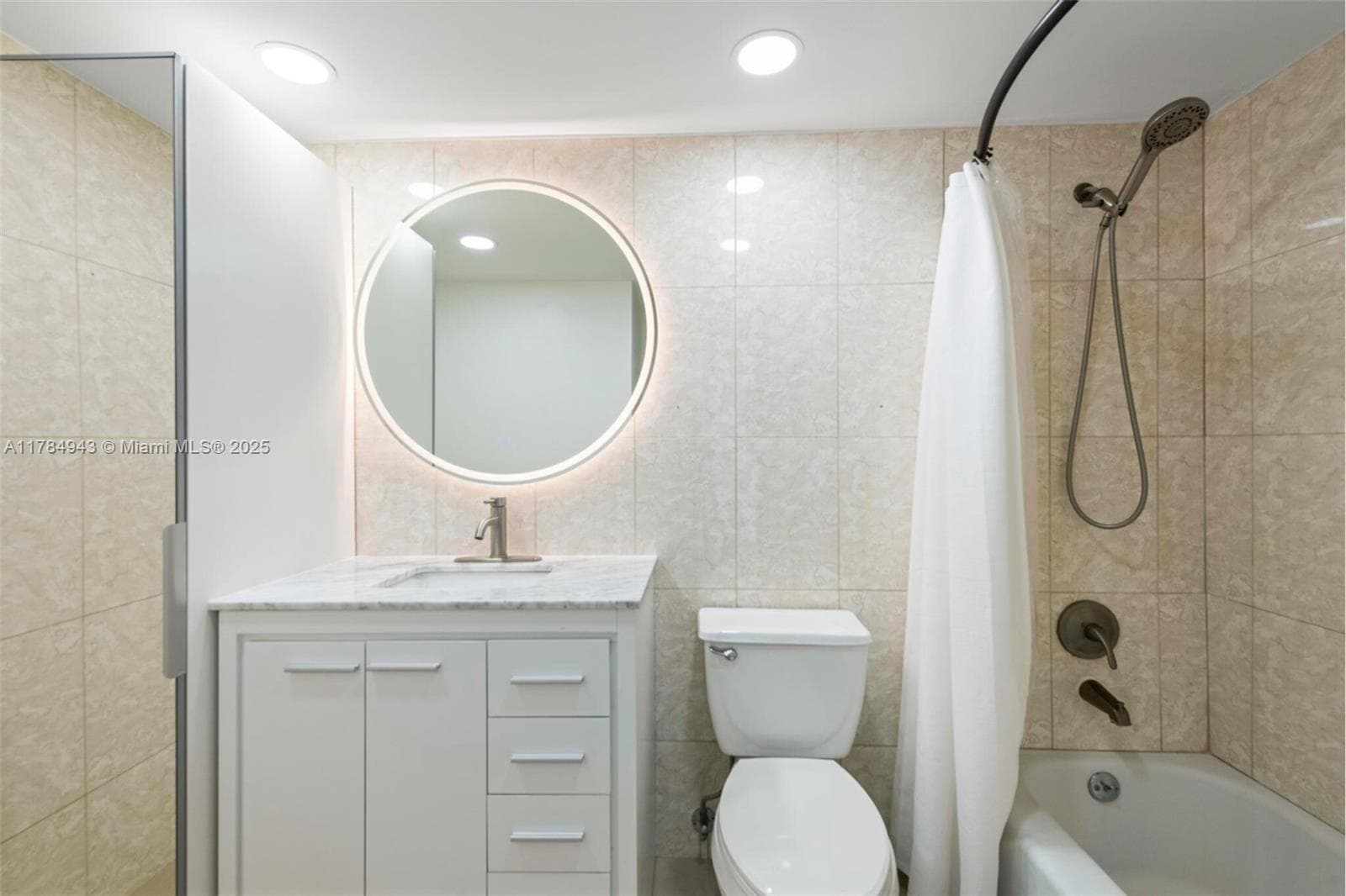 19380 Collins Ave # 6, Sunny Isles Beach FL 33160 — 17