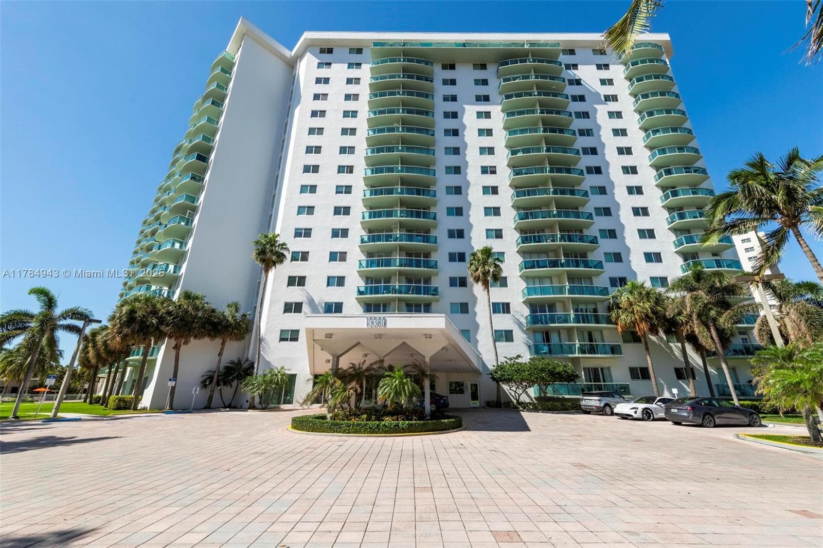 19380 Collins Ave # 6, Sunny Isles Beach FL 33160 — 32