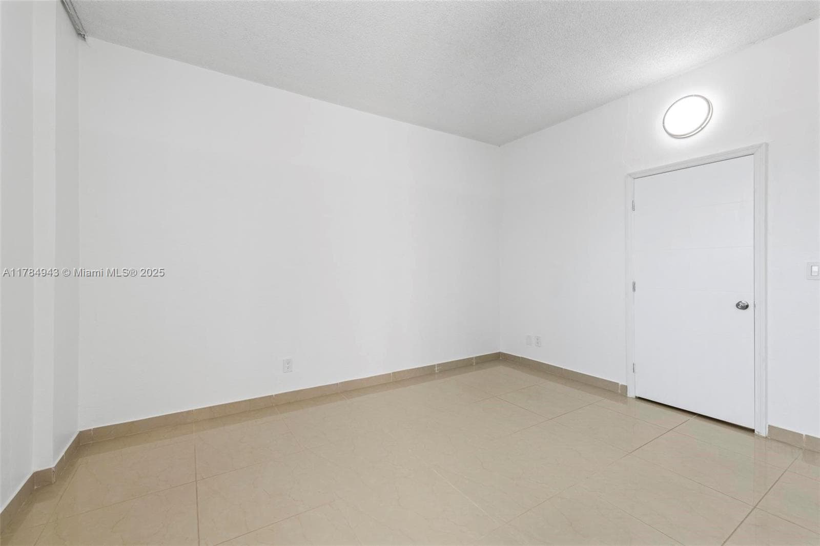19380 Collins Ave # 6, Sunny Isles Beach FL 33160 — 15