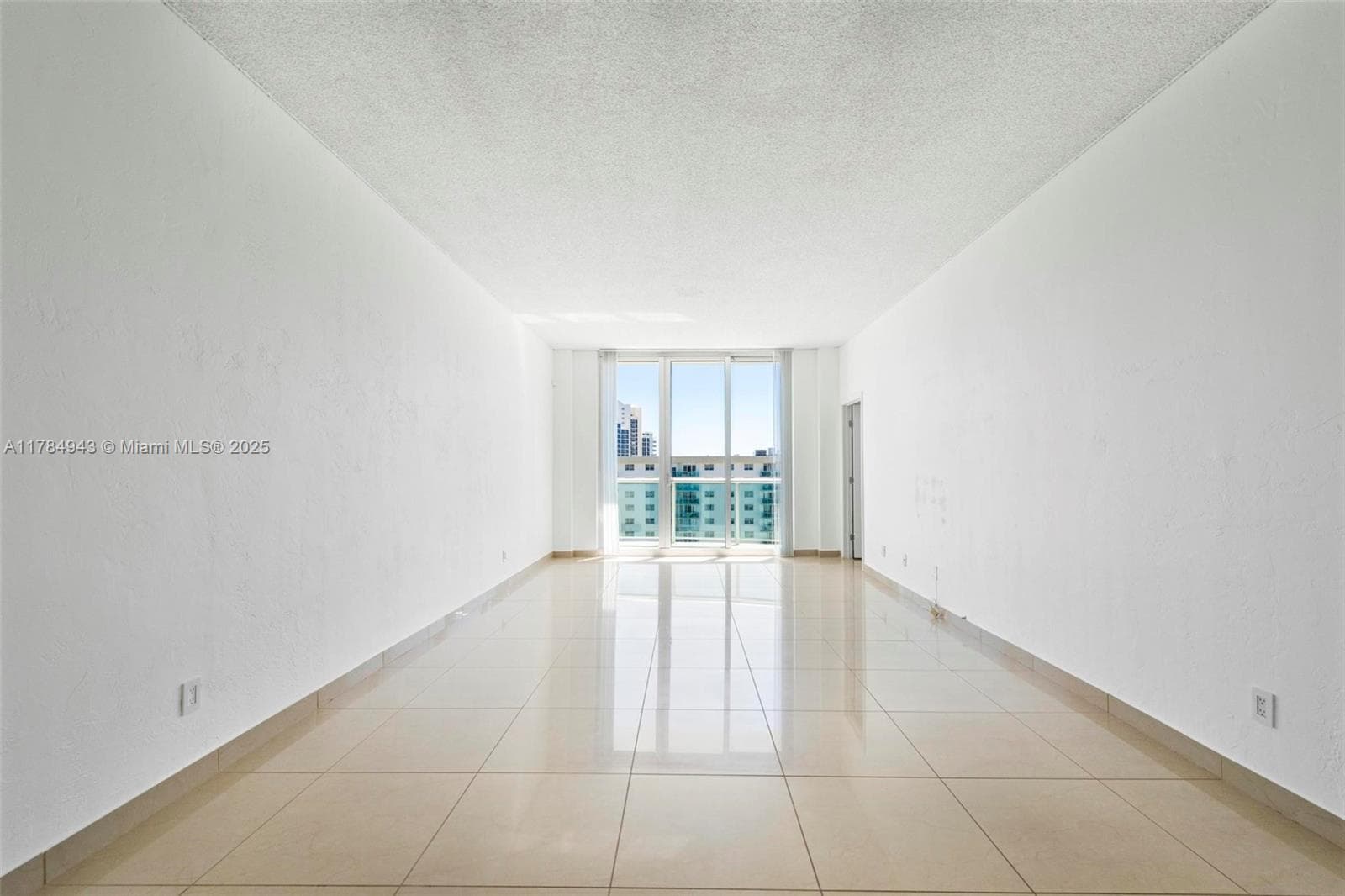 19380 Collins Ave # 6, Sunny Isles Beach FL 33160 — 11
