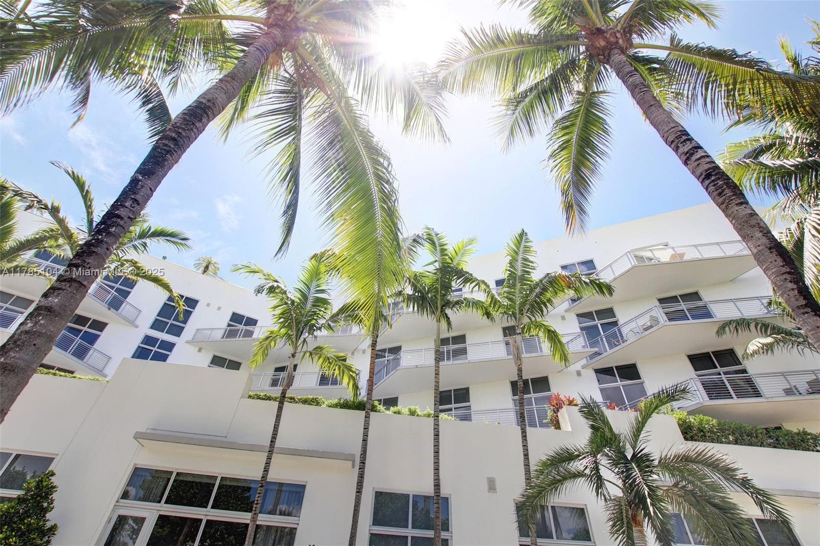 2001 Meridian Ave # 412, Miami Beach FL 33139 — 30
