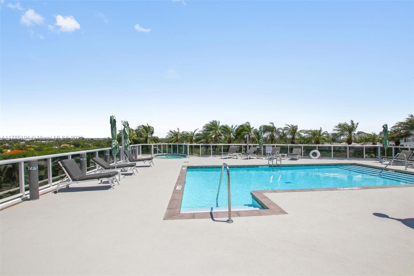 2001 Meridian Ave # 412, Miami Beach FL 33139 — 11